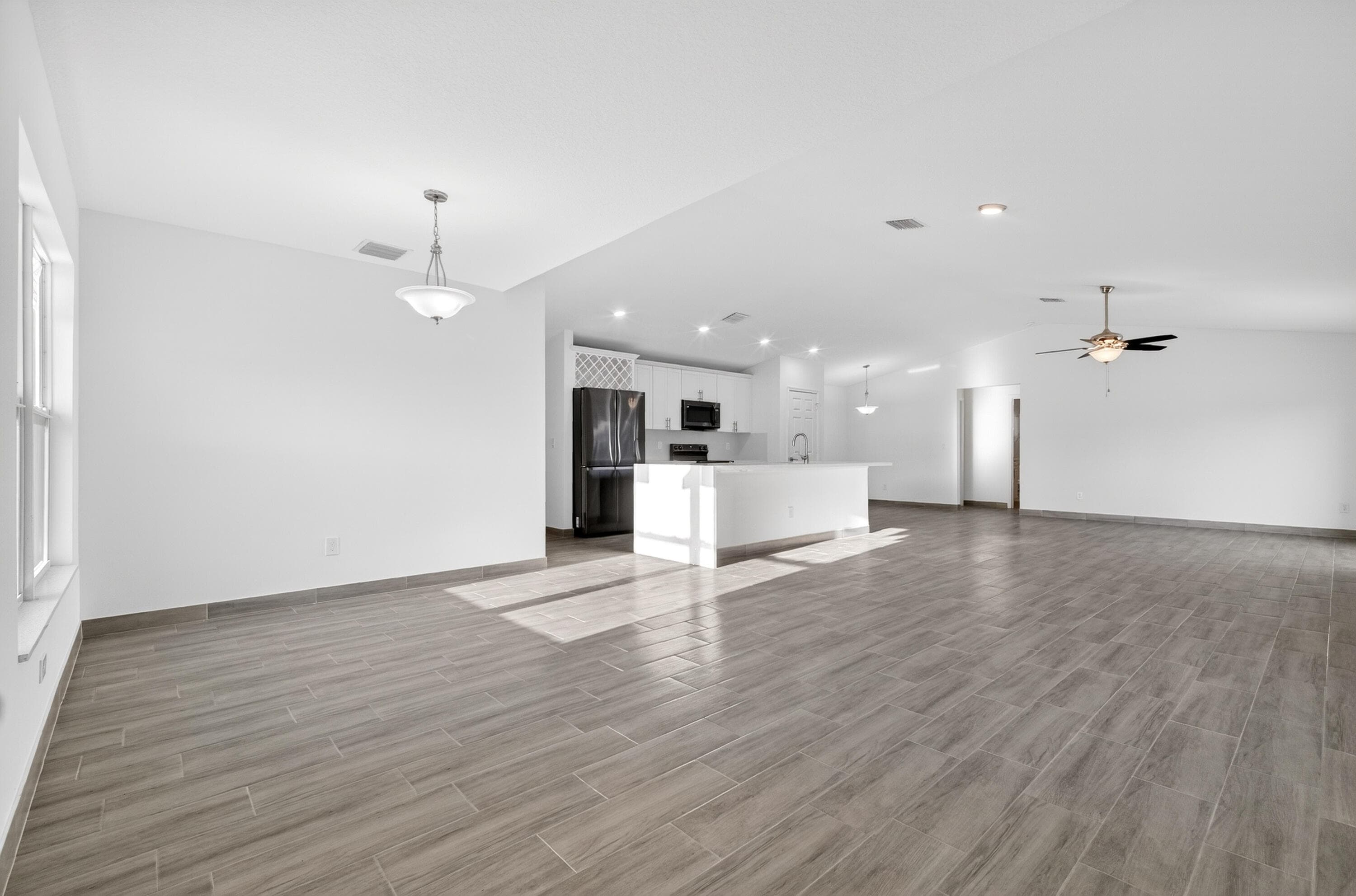 8316 103rd Avenue, Vero Beach, FL 32967 — photo 3 of 33