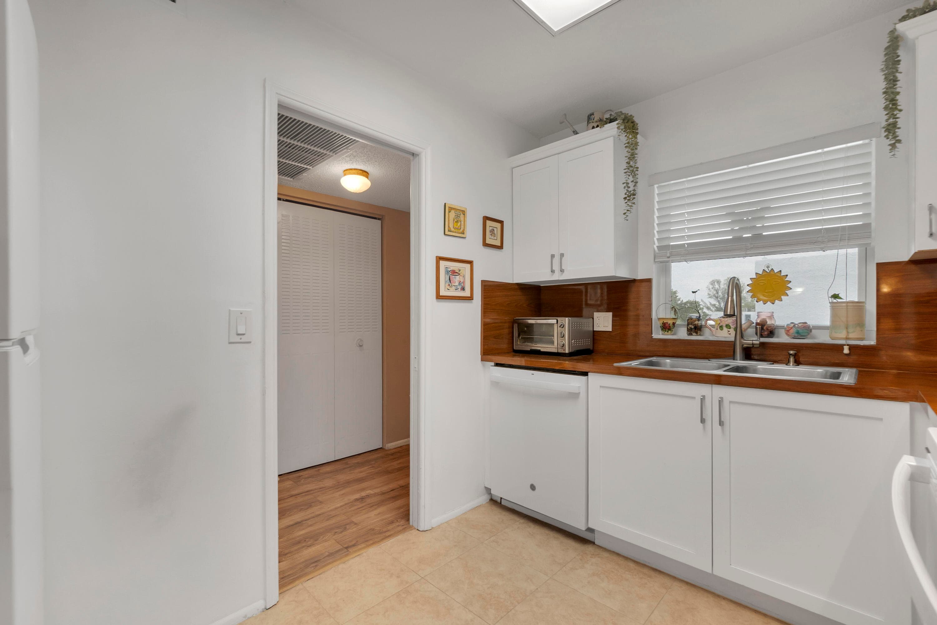 9440 Live Oak Place 402, Davie, FL 33324 — photo 17 of 45