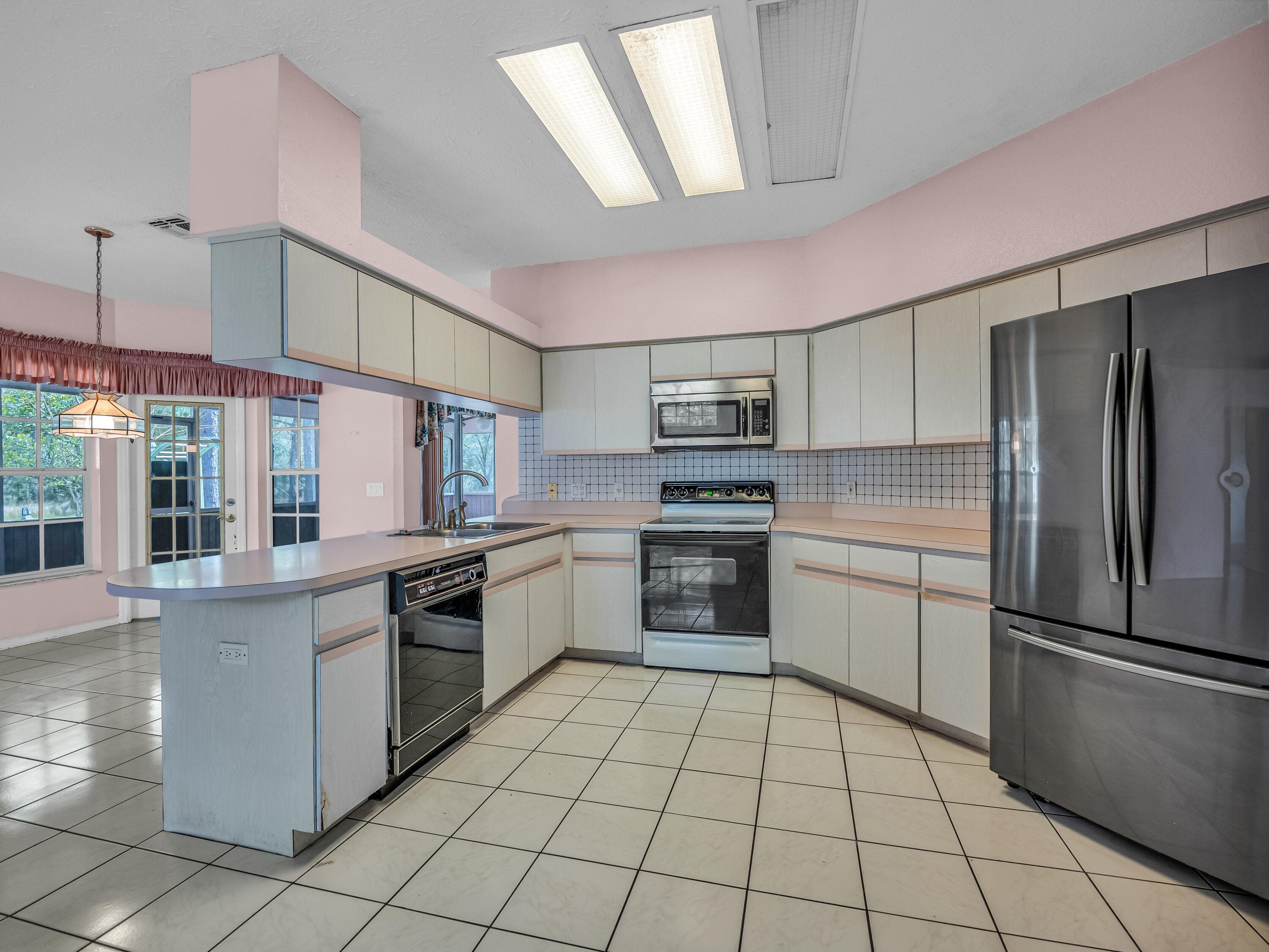 8016 West Drive, Wesley Chapel, FL 33544 — photo 29 of 35