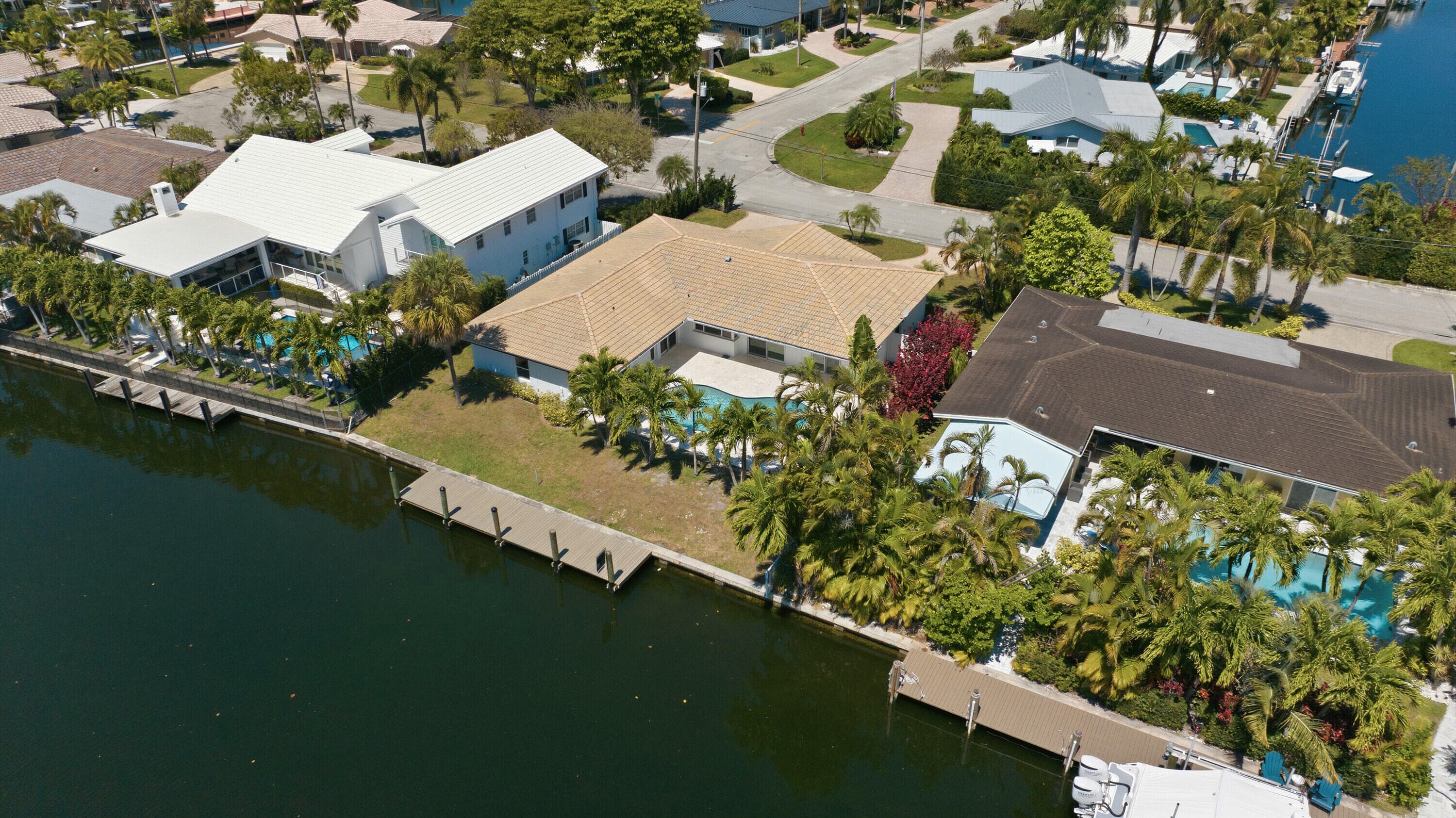 2810 NE 52nd Street, Fort Lauderdale, FL 33308 — photo 1 of 54