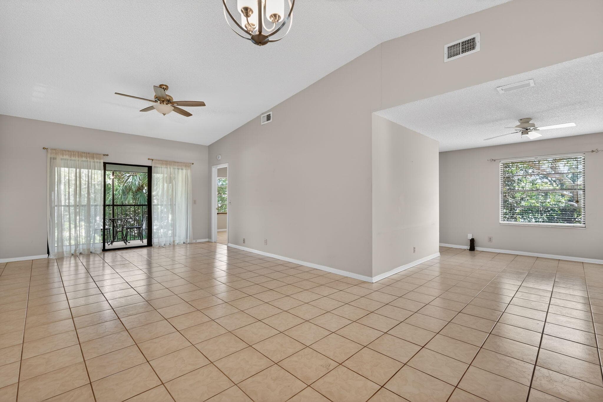 2301 Sabal Ridge Court H, Palm Beach Gardens, FL 33418 — photo 23 of 48