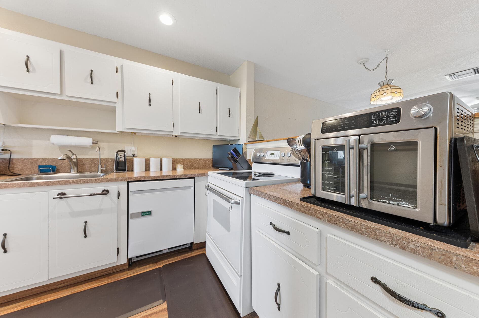1060 Citrus Way 204, Delray Beach, FL 33445 — photo 4 of 16