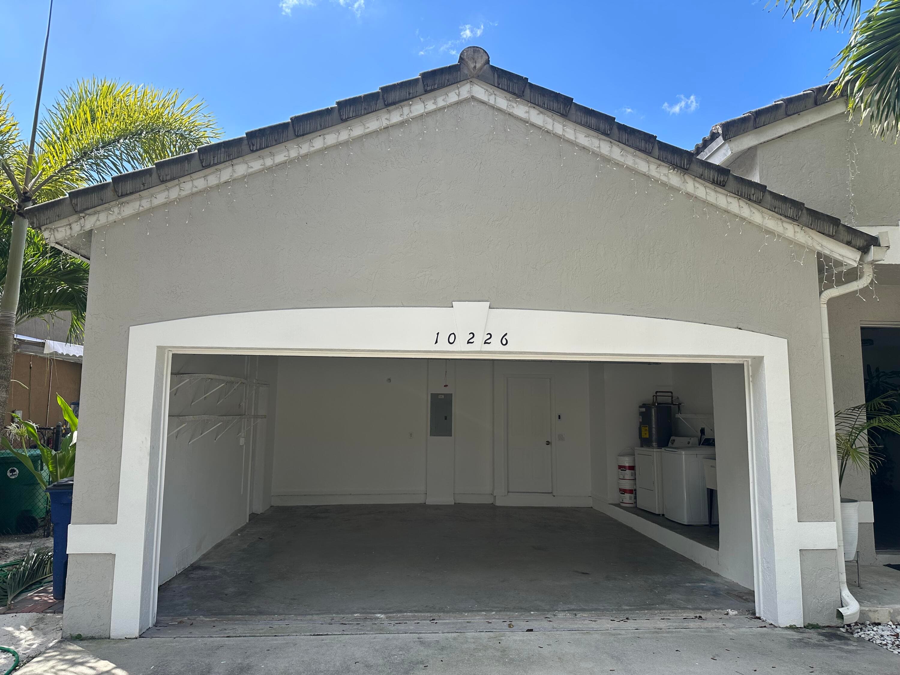 Single Family Residence in Cooper City — photo 18 of 20