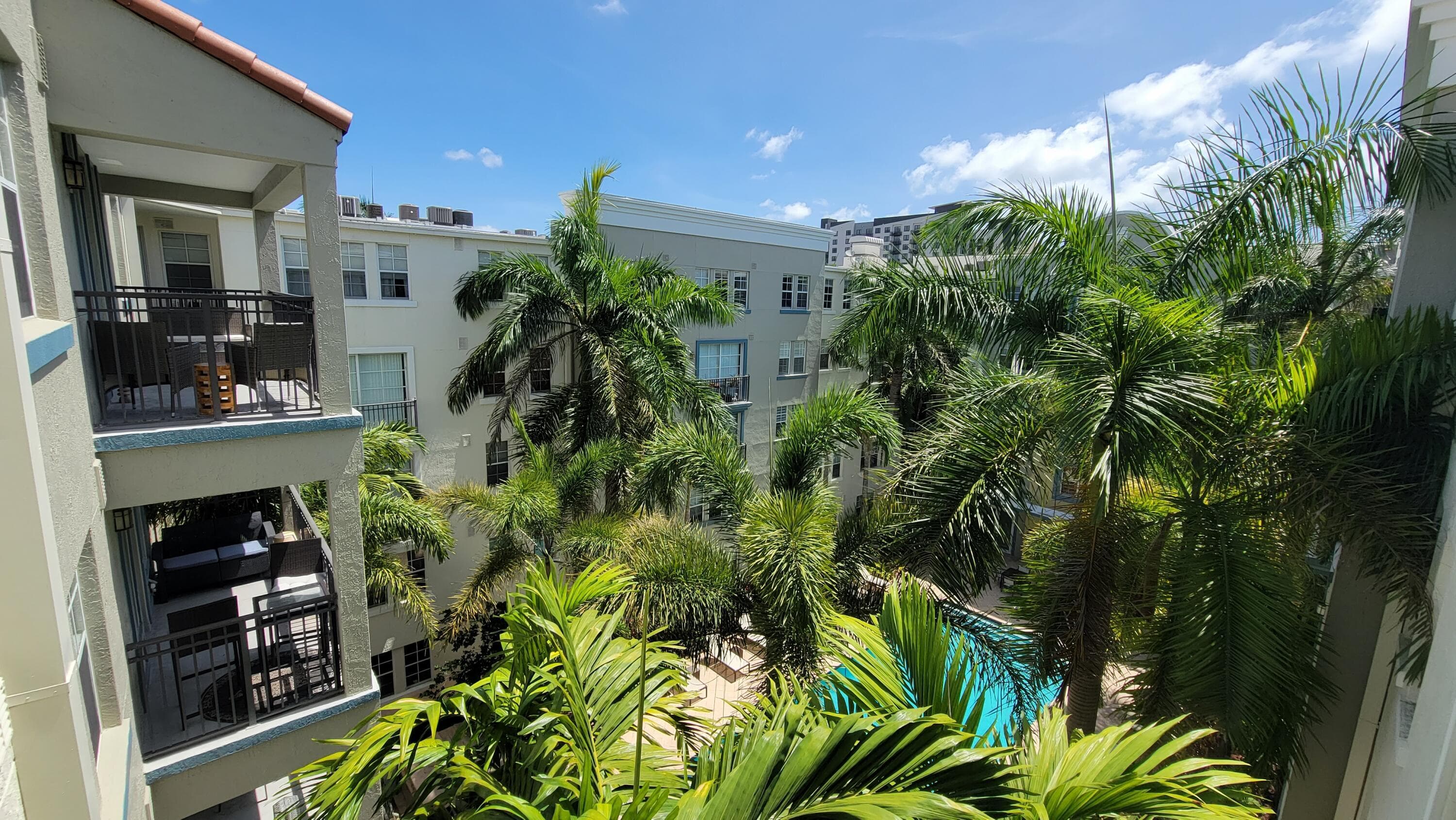 533 NE 3rd Avenue 545, Fort Lauderdale, FL 33301 — photo 1 of 22