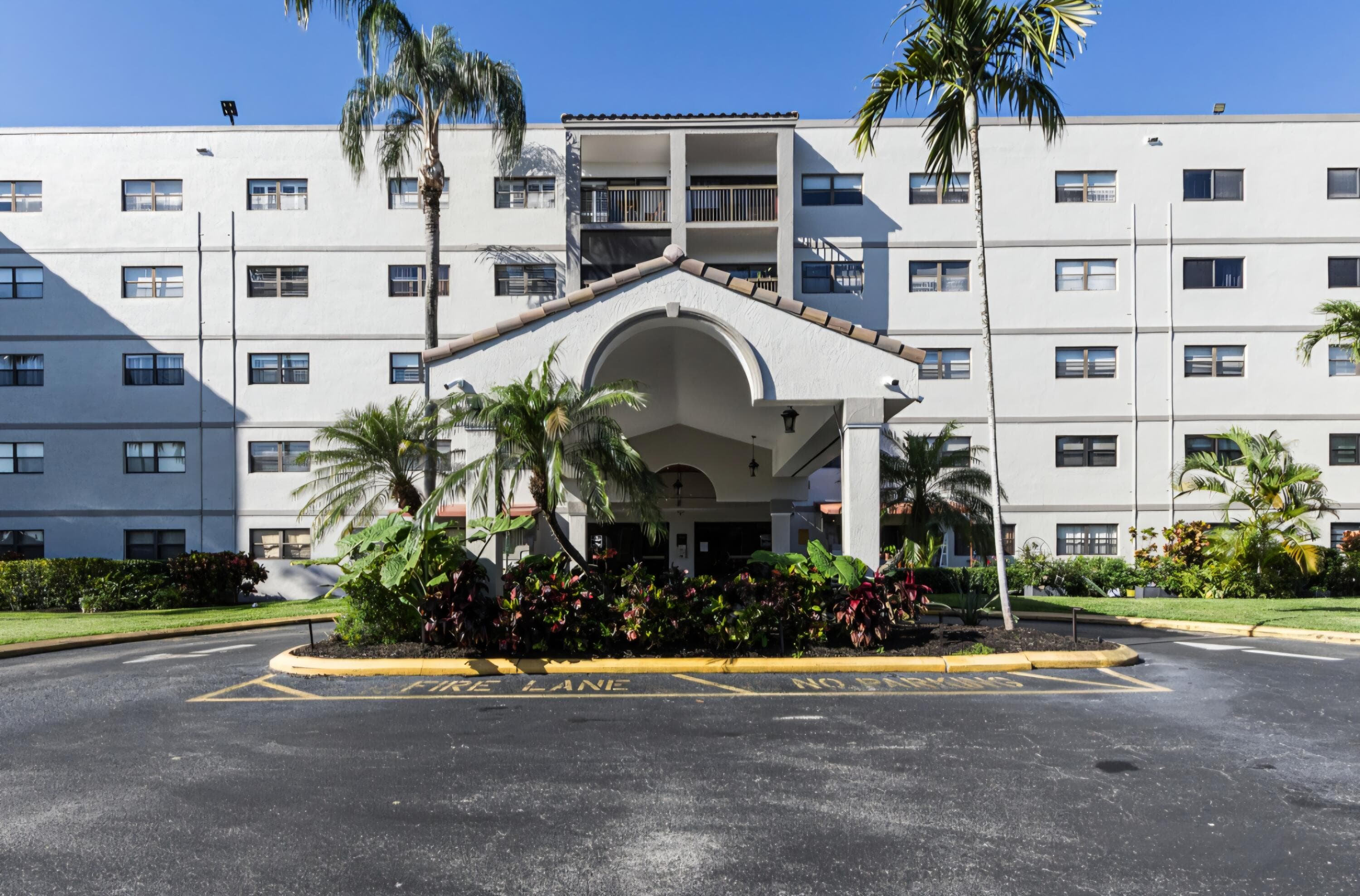 701 NW 19th Street NW 401, Fort Lauderdale, FL 33311 — photo 1 of 50
