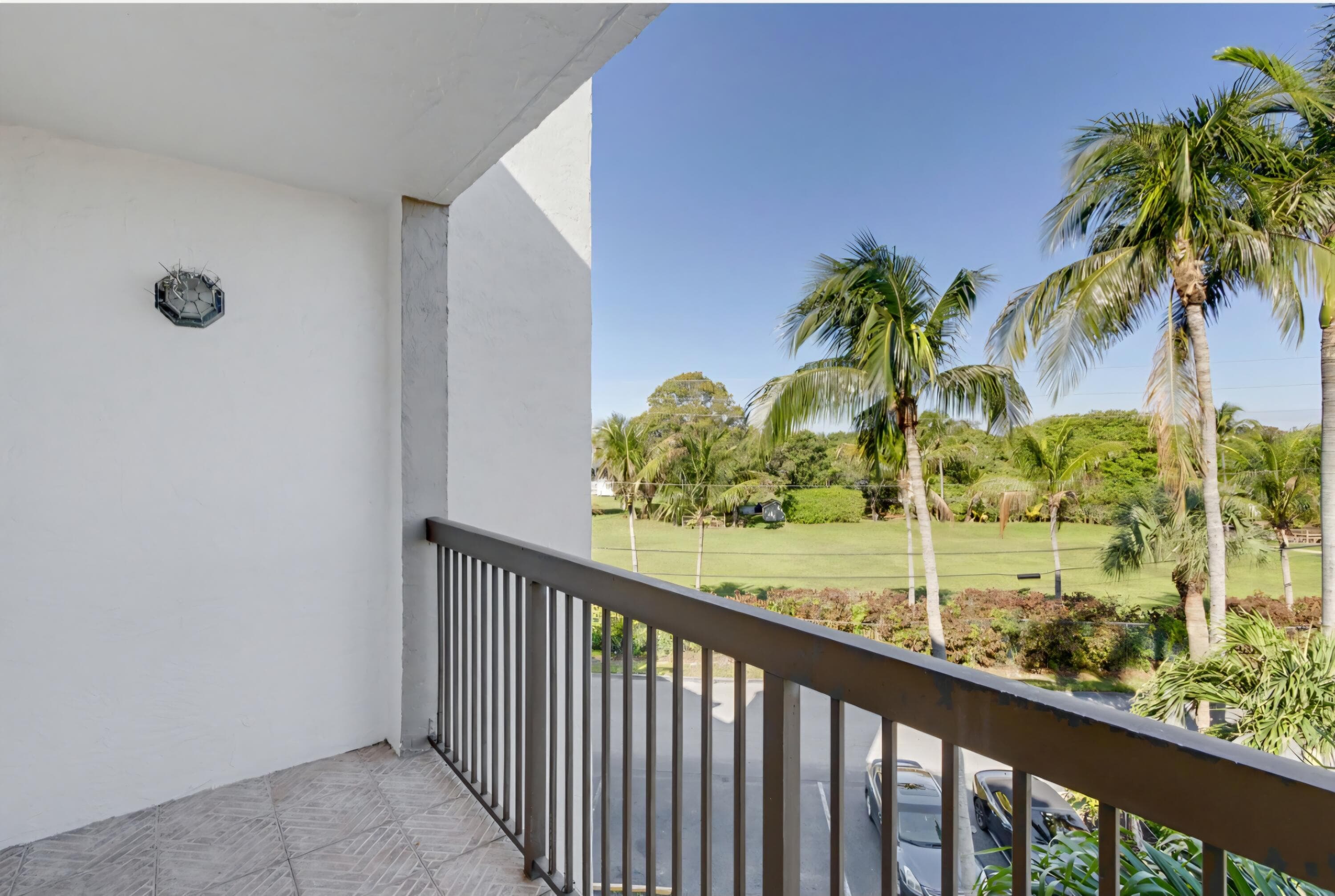 701 NW 19th Street NW 401, Fort Lauderdale, FL 33311 — photo 7 of 50