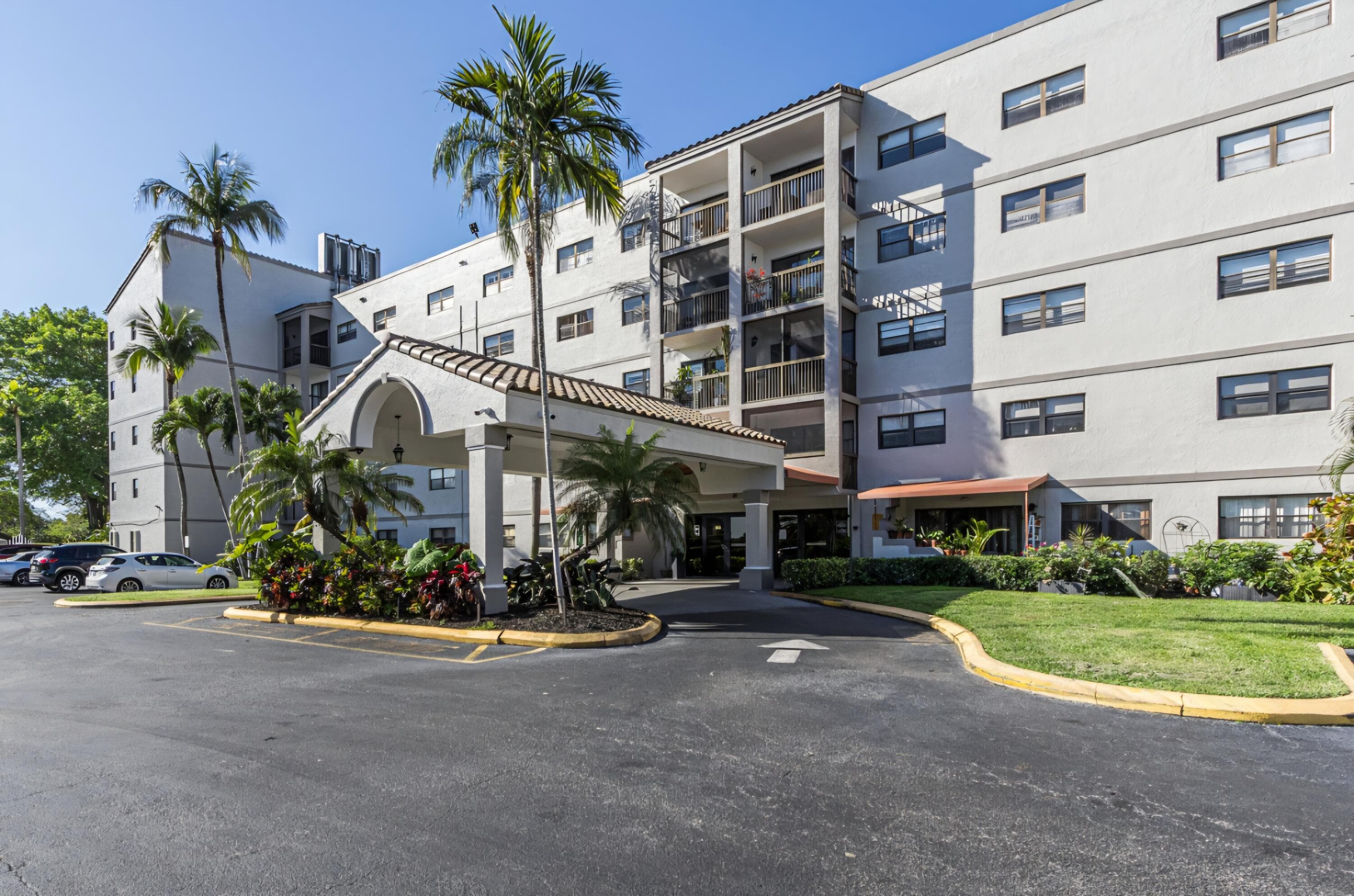 701 NW 19th Street NW 401, Fort Lauderdale, FL 33311 — photo 20 of 50