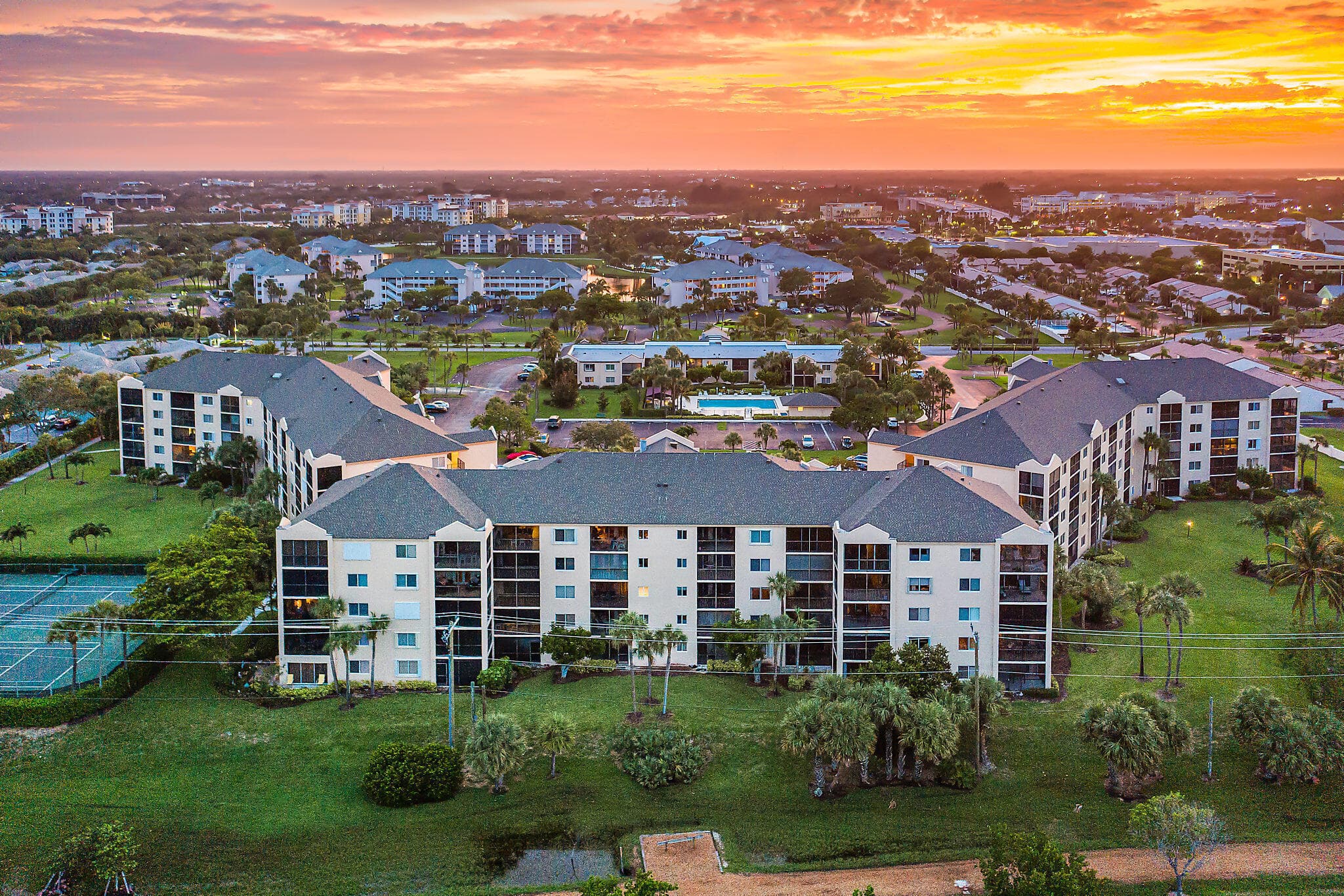 275 Palm Avenue C402, Jupiter, FL 33477 — photo 1 of 48