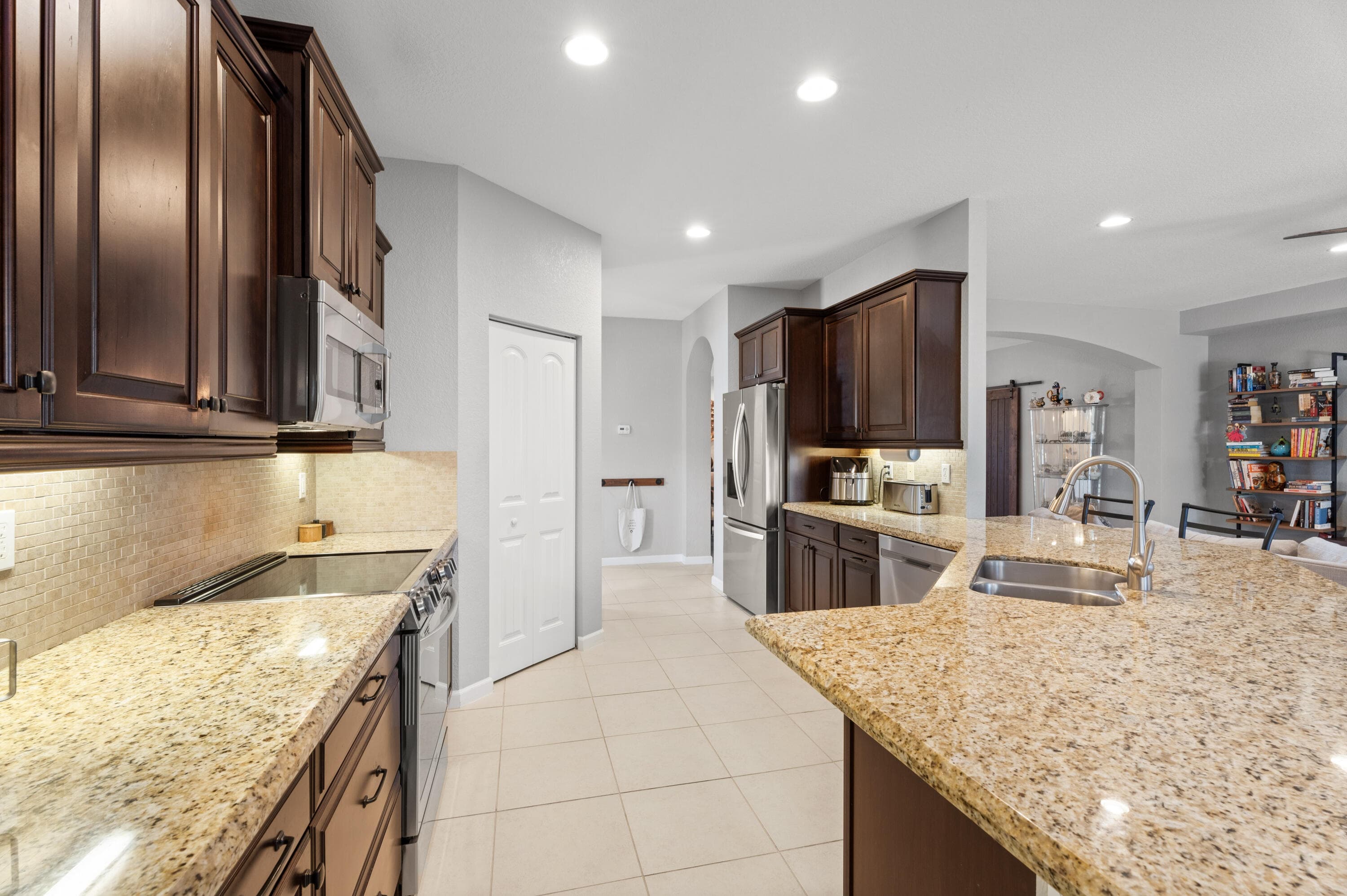 445 NW Sunflower Place, Jensen Beach, FL 34957 — photo 13 of 49