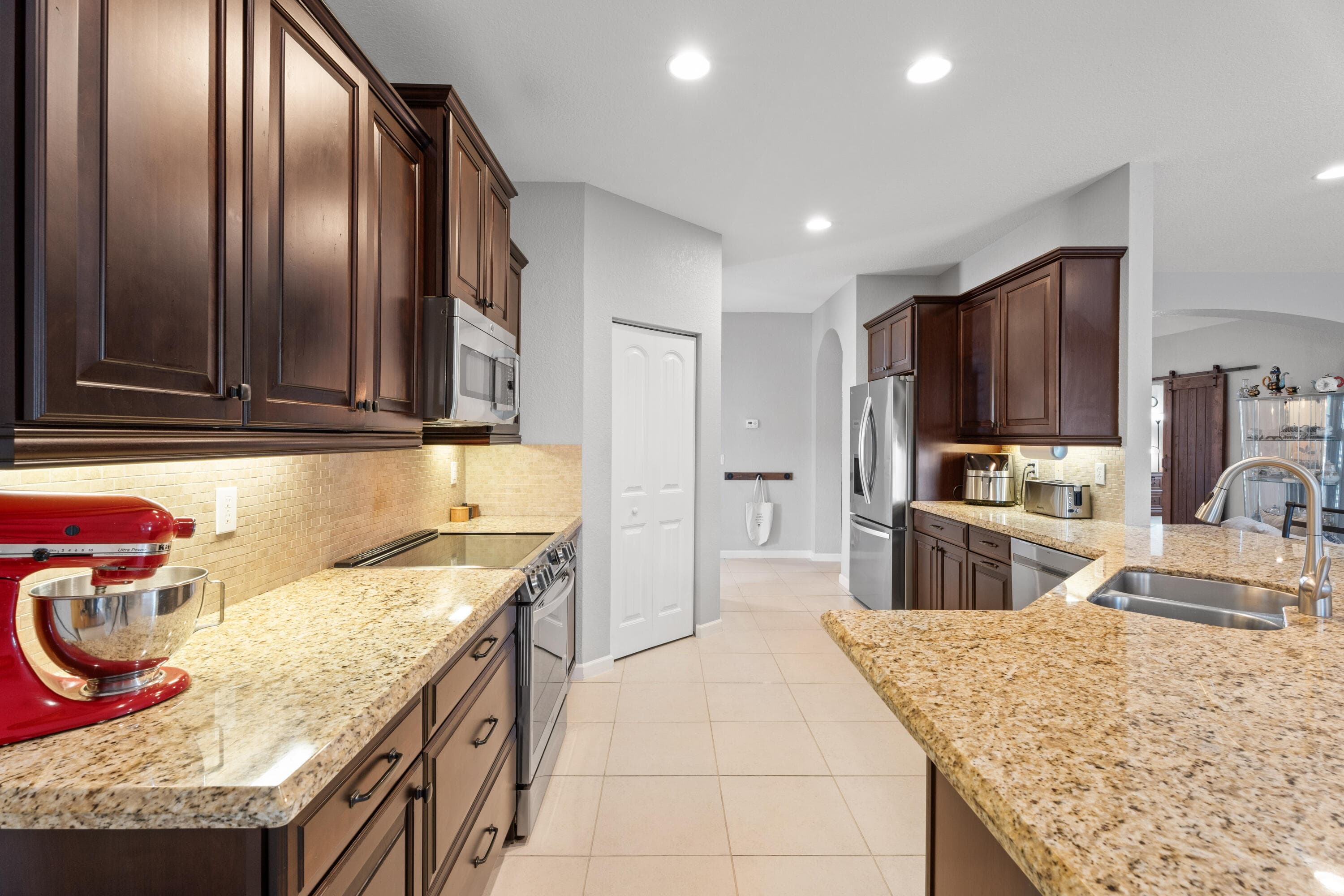 445 NW Sunflower Place, Jensen Beach, FL 34957 — photo 14 of 49