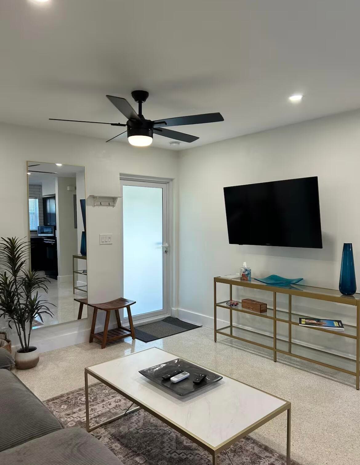 1516 N Dixie Highway 1-2, Fort Lauderdale, FL 33304 — photo 21 of 78