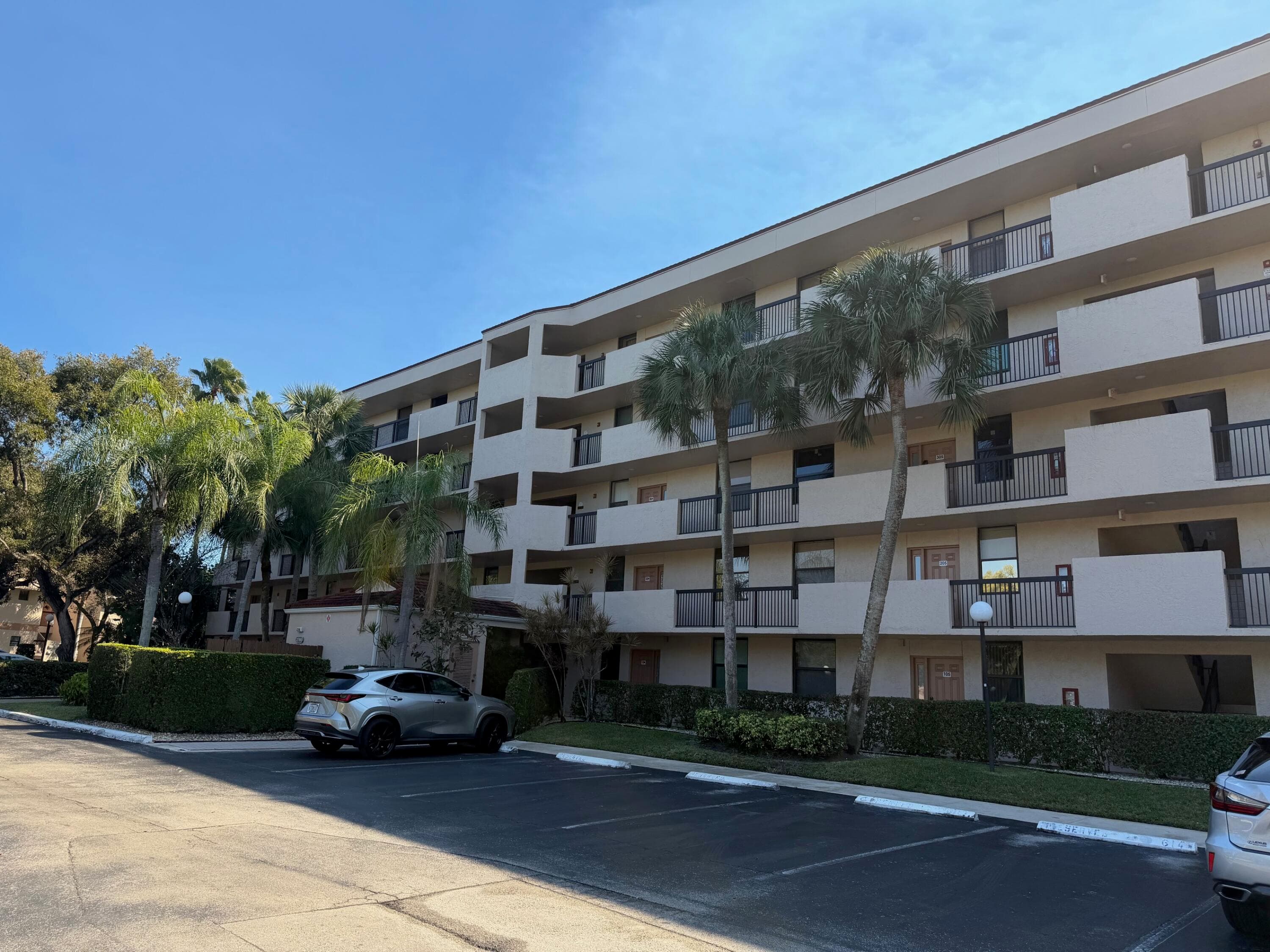 2766 S Carambola Cir Circle S 504, Coconut Creek, FL 33066 — photo