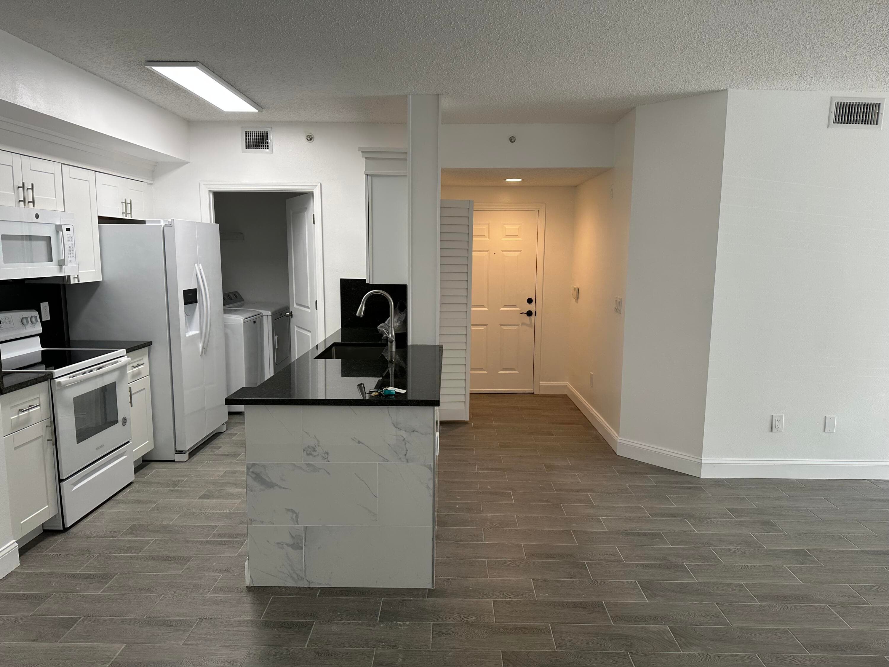 5056 Lantana Road 4105, Greenacres, FL 33463 — photo 2 of 28