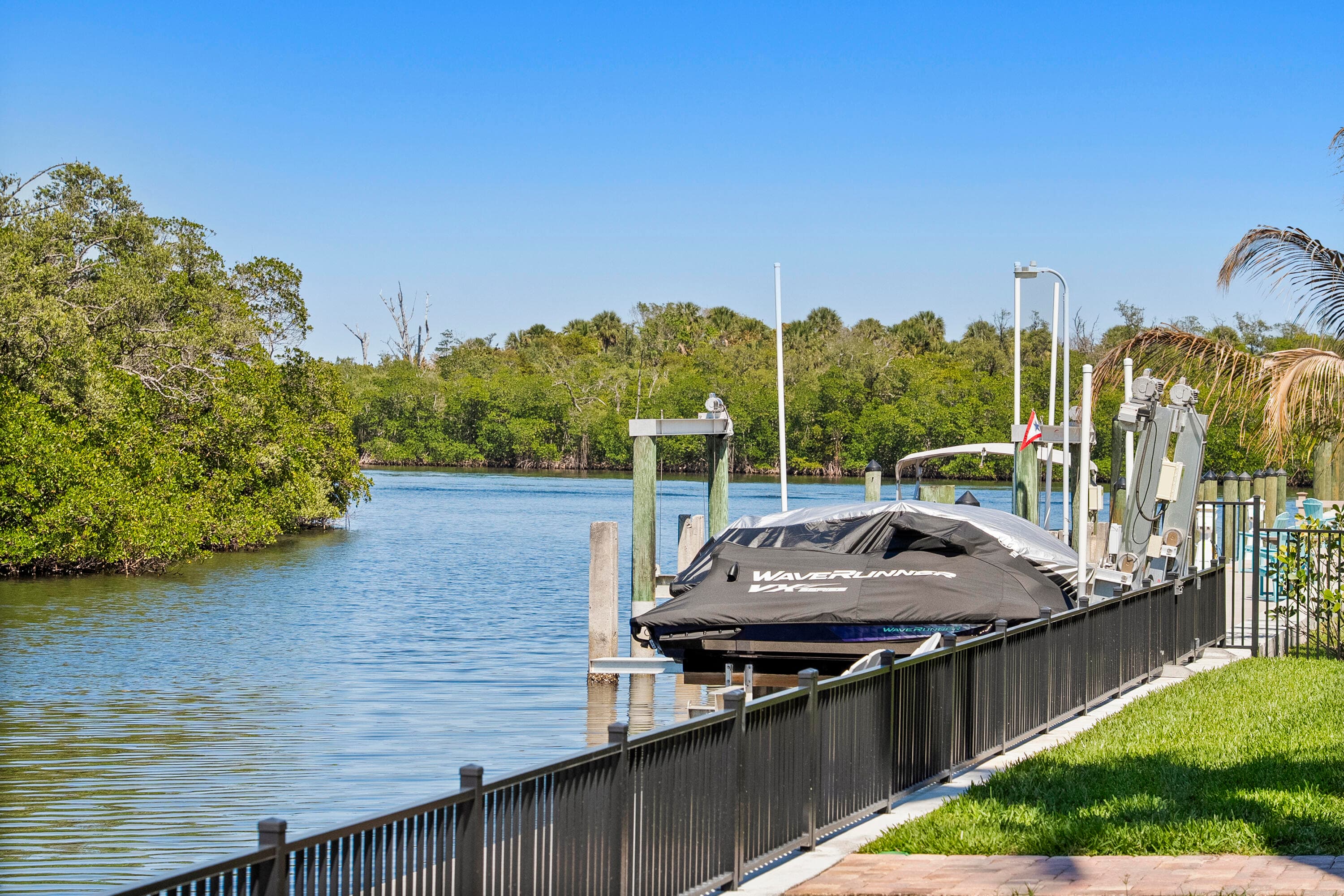 8565 SE Palm Street, Hobe Sound, FL 33455 — photo 14 of 79