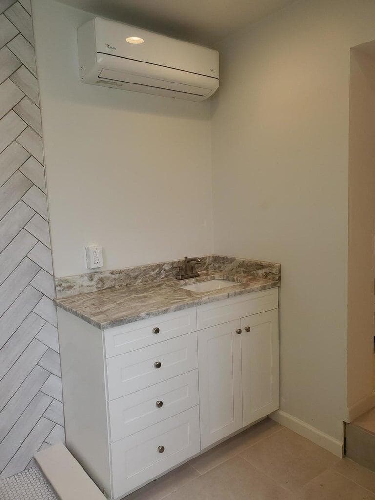 2574 NE Roberta Street, Jensen Beach, FL 34957 — photo 18 of 25
