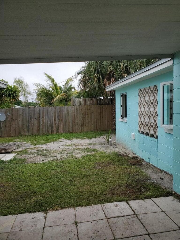 2574 NE Roberta Street, Jensen Beach, FL 34957 — photo 23 of 25