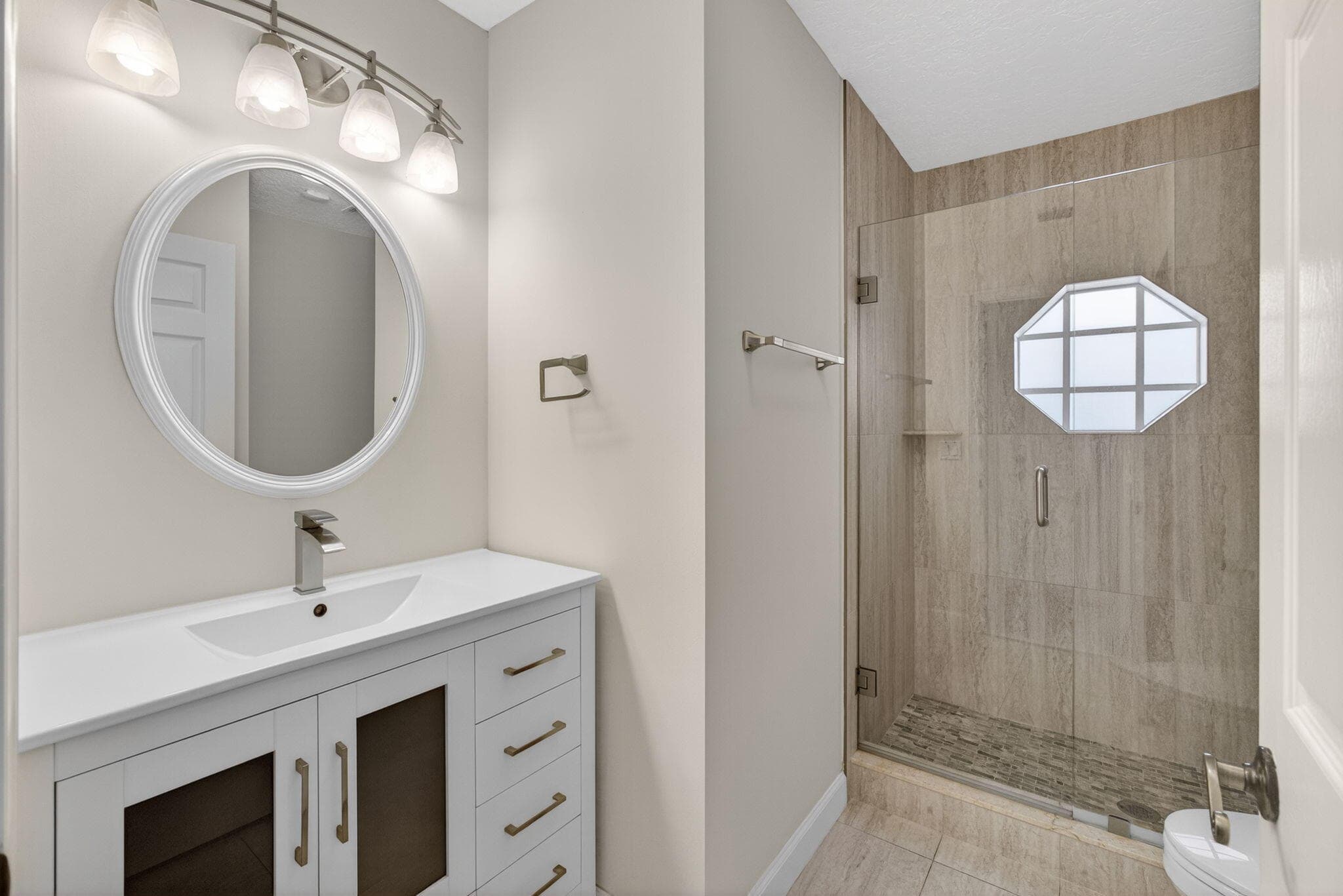 283 Canterbury Drive W, Palm Beach Gardens, FL 33418 — photo 40 of 105
