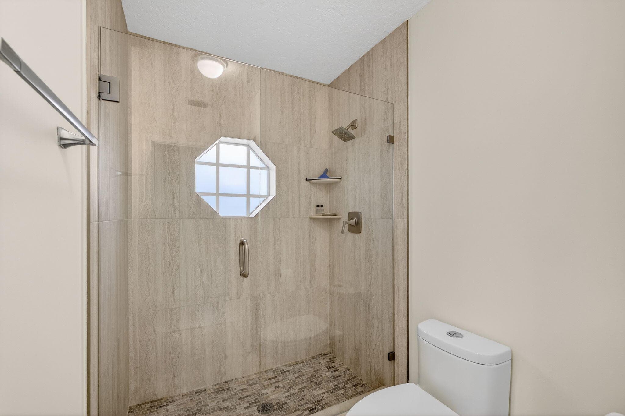 283 Canterbury Drive W, Palm Beach Gardens, FL 33418 — photo 43 of 105