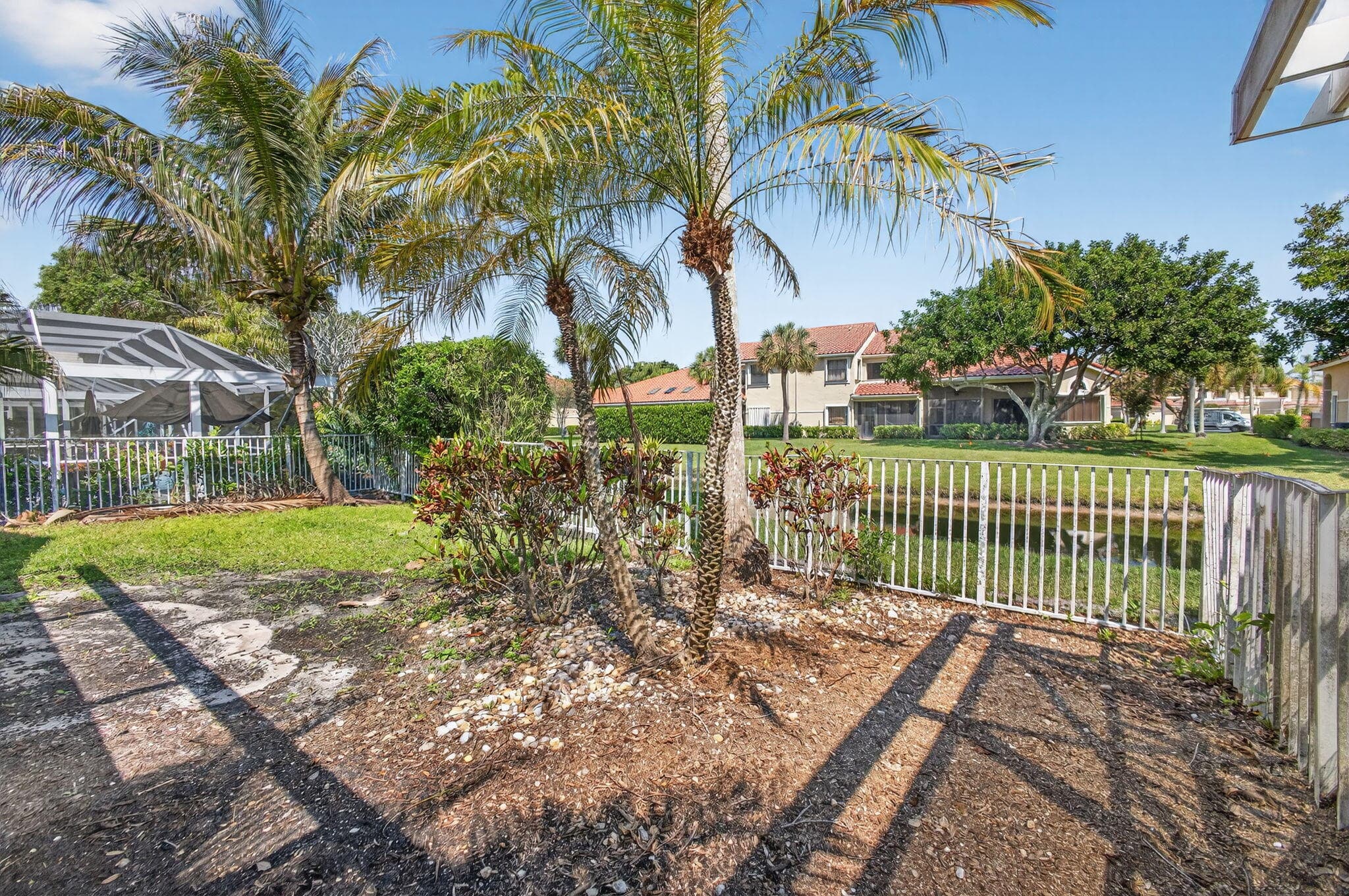 283 Canterbury Drive W, Palm Beach Gardens, FL 33418 — photo 50 of 105
