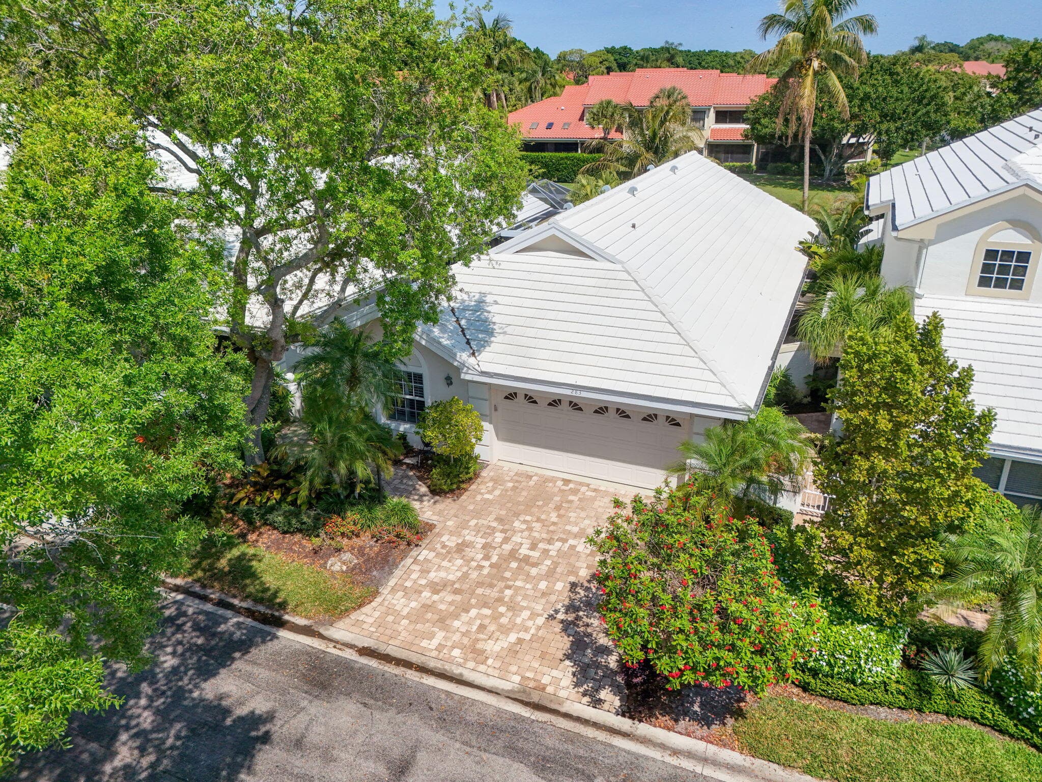 283 Canterbury Drive W, Palm Beach Gardens, FL 33418 — photo 57 of 105