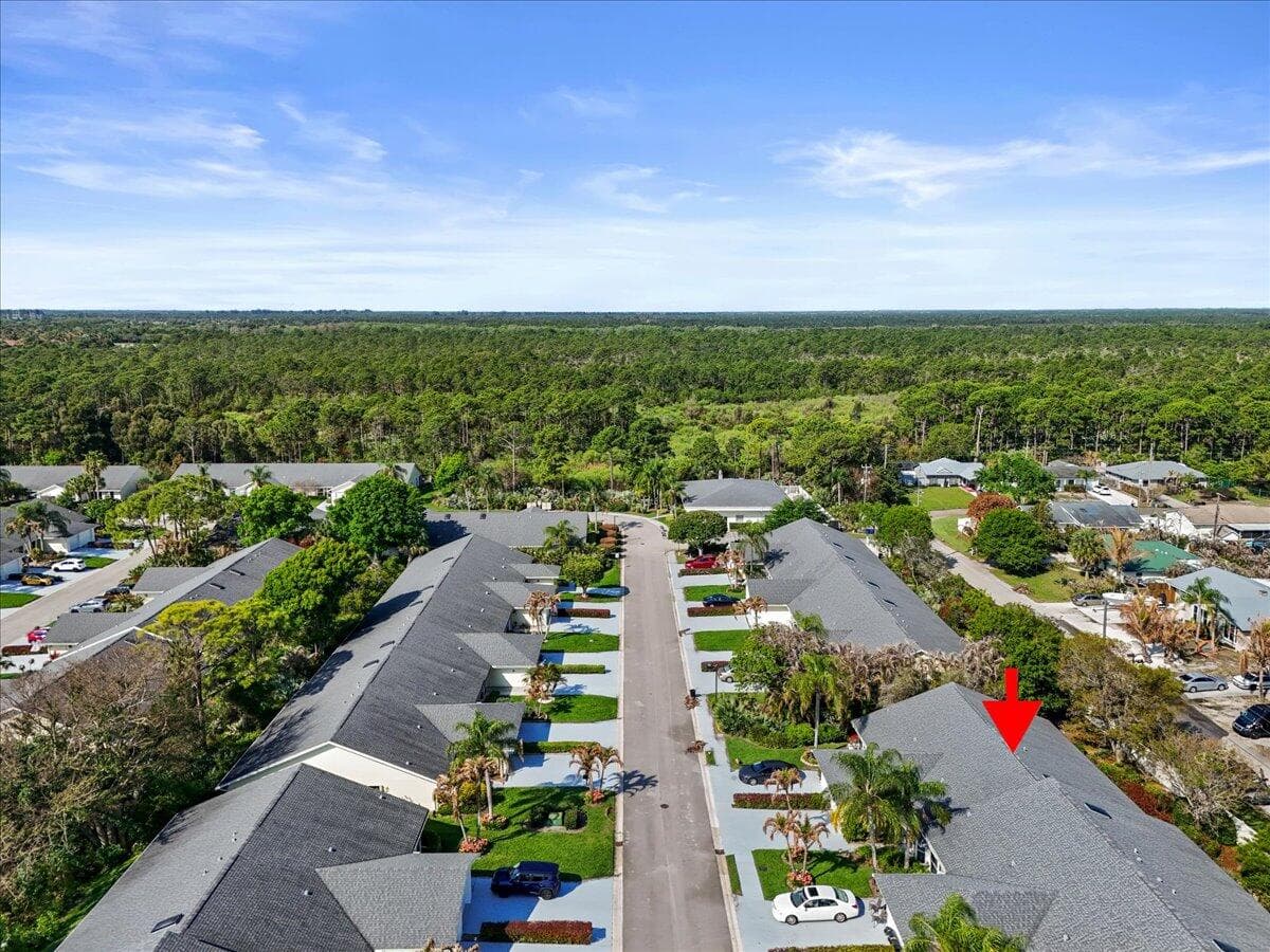 10831 SE Sea Pines Circle, Hobe Sound, FL 33455 — photo 25 of 35