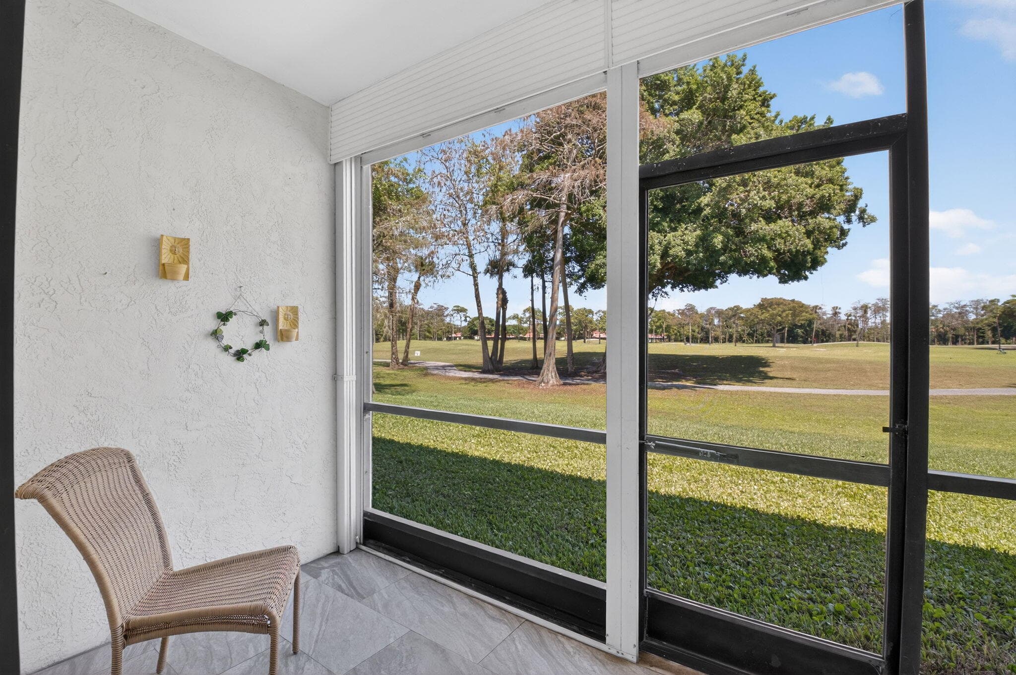21656 Juego Circle 23g, Boca Raton, FL 33433 — photo 7 of 31