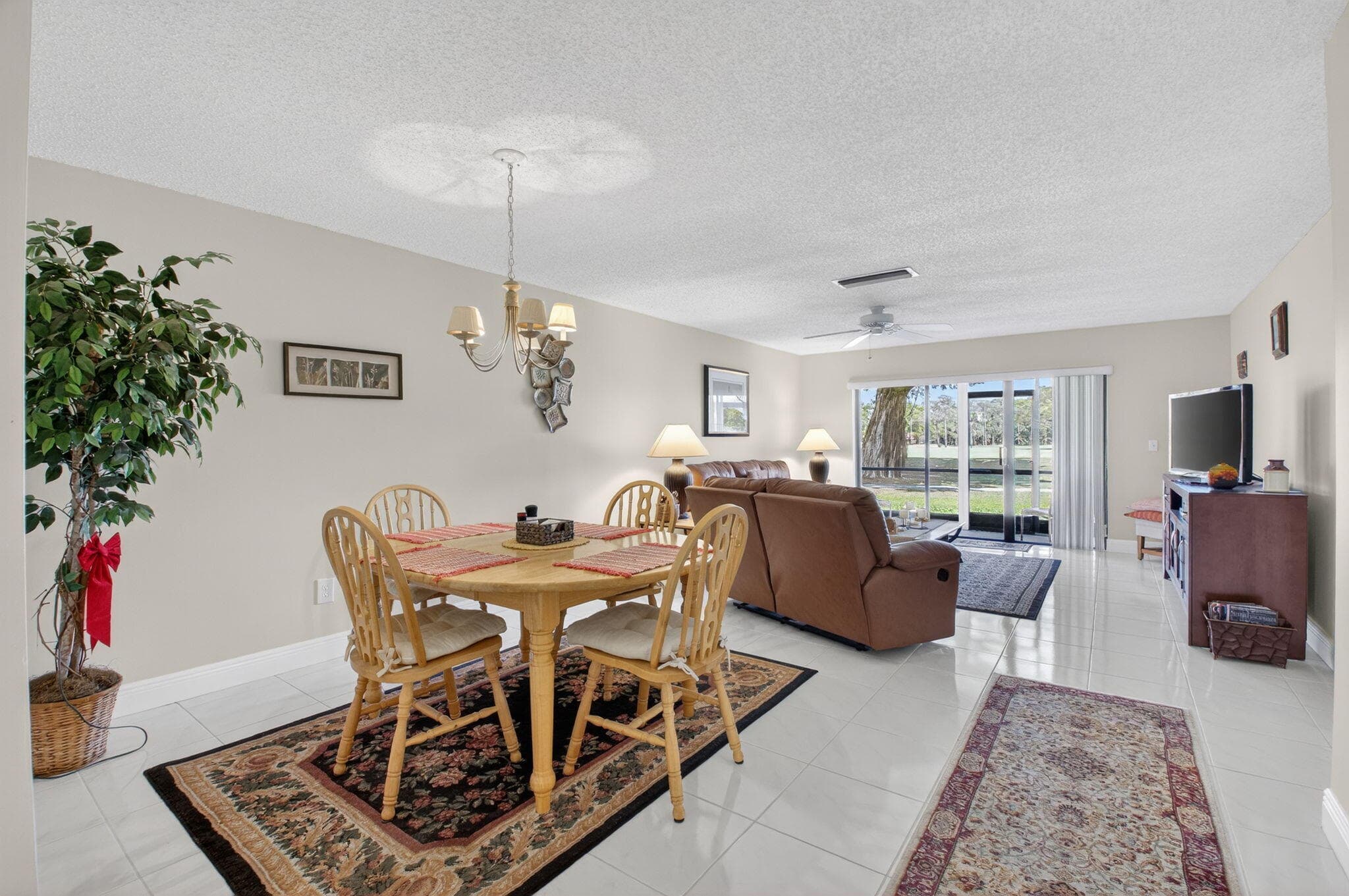 21656 Juego Circle 23g, Boca Raton, FL 33433 — photo 5 of 31