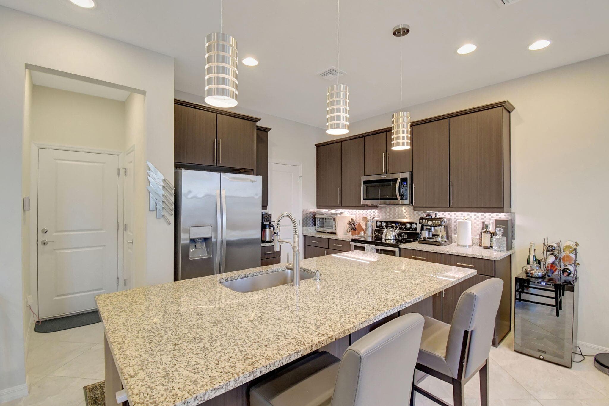 1105 Banyan Drive, Hollywood, FL 33021 — photo 11 of 40