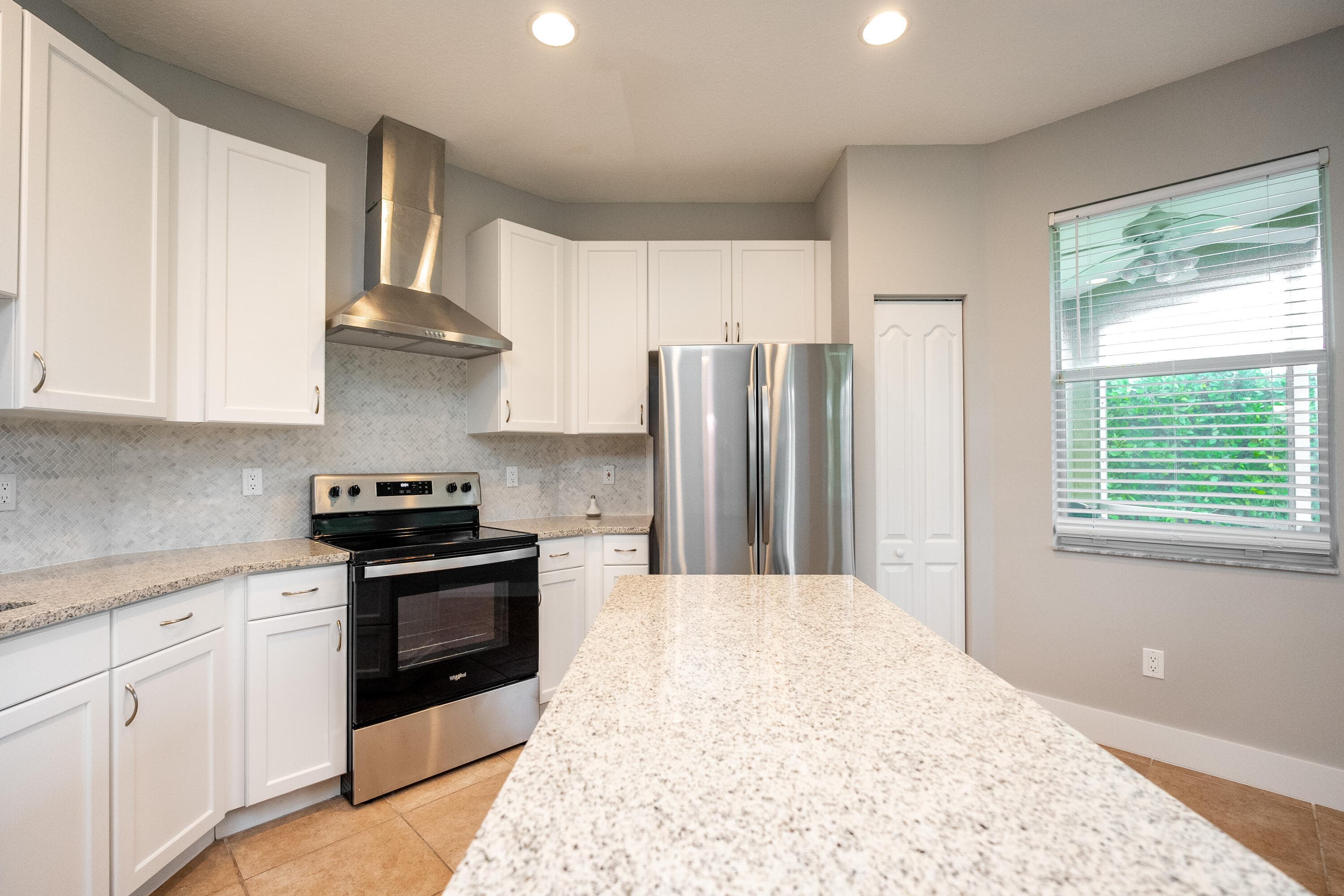 9692 SW Lindale Trace Boulevard, Port St. Lucie, FL 34987 — photo 6 of 36