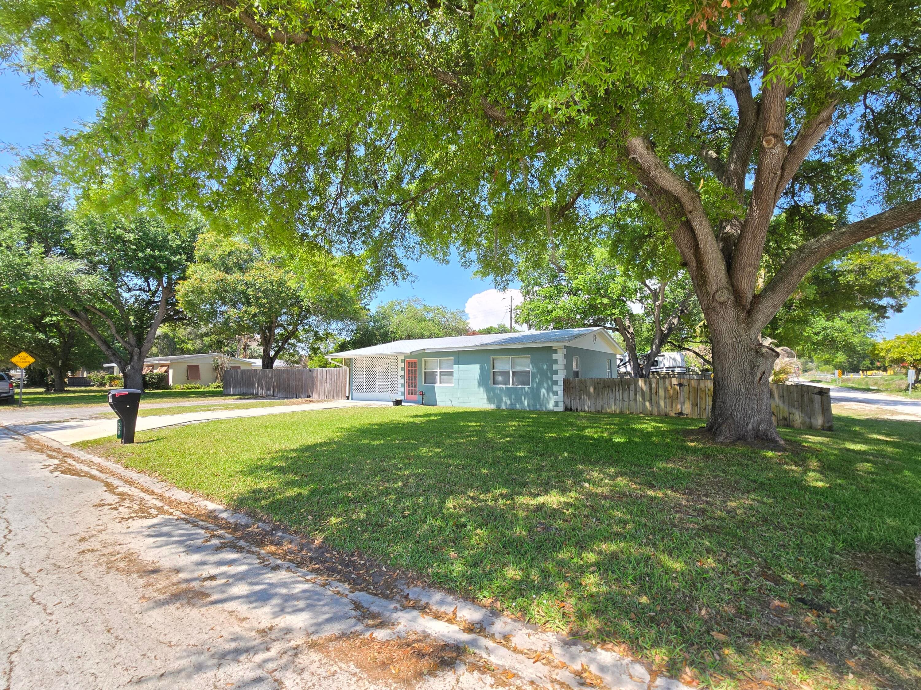 330 Barraclough Street, Fort Pierce, FL 34982 — photo 1 of 25