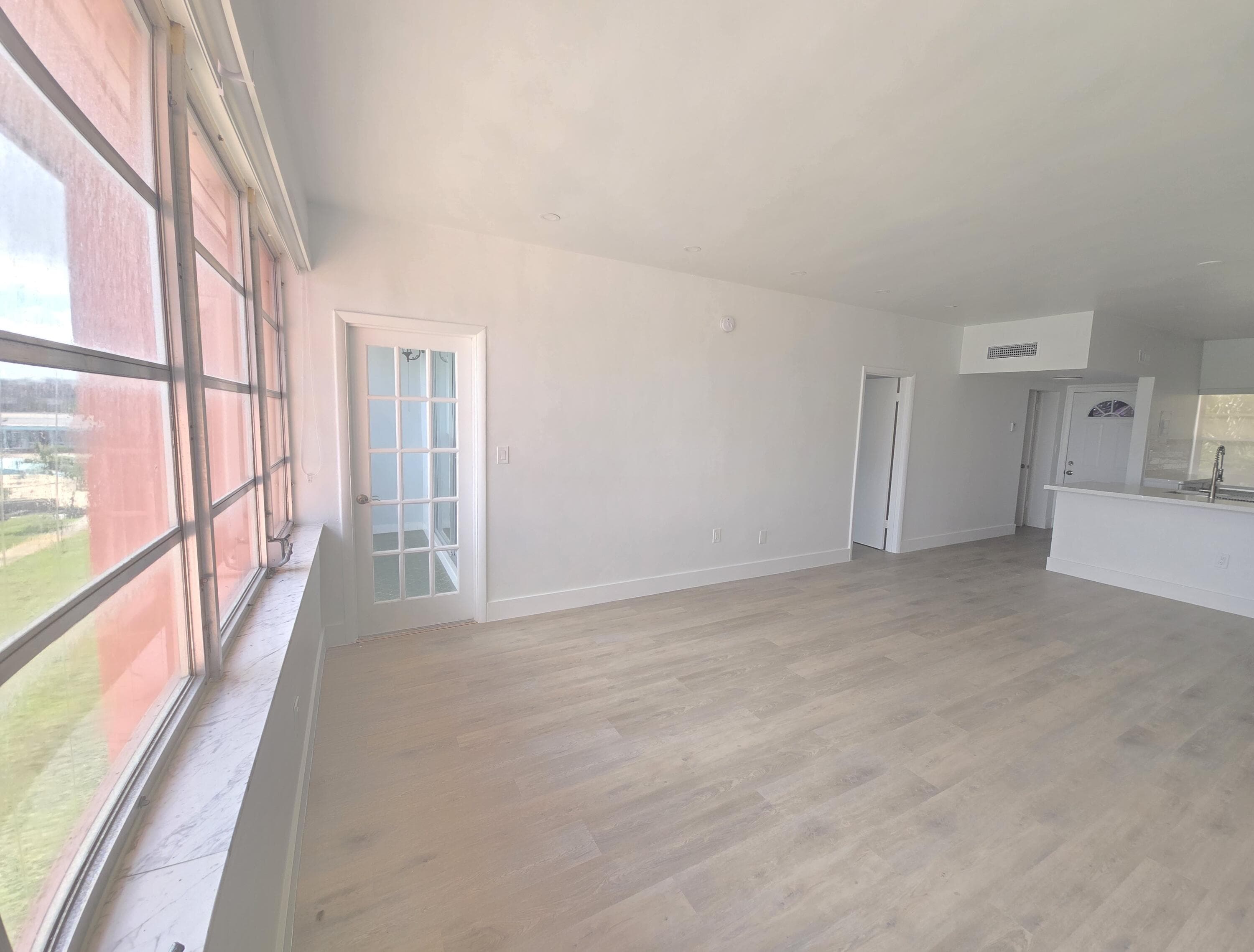 18555 NE 14th Avenue 709, Miami, FL 33179 — photo 13 of 48