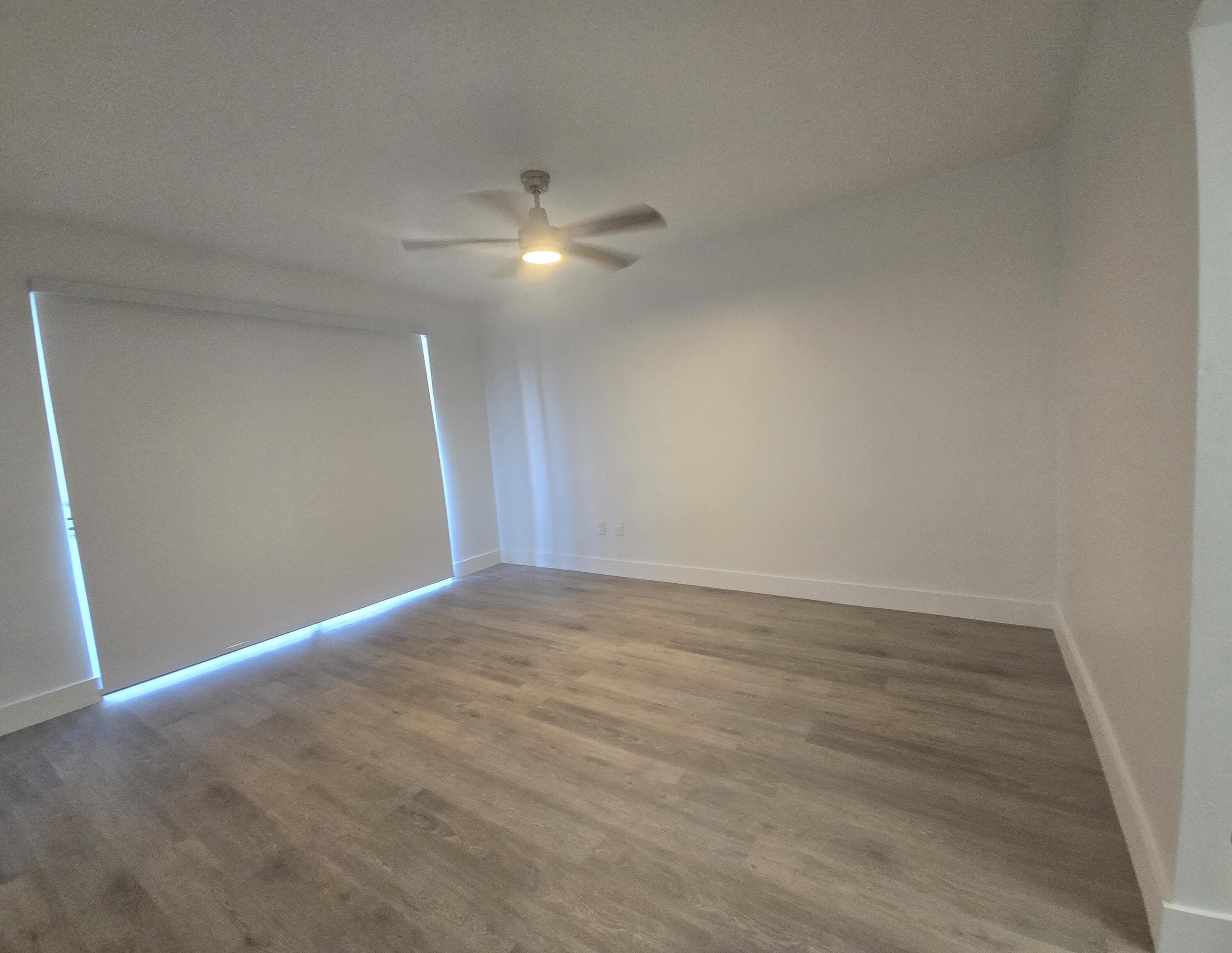 18555 NE 14th Avenue 709, Miami, FL 33179 — photo 19 of 48