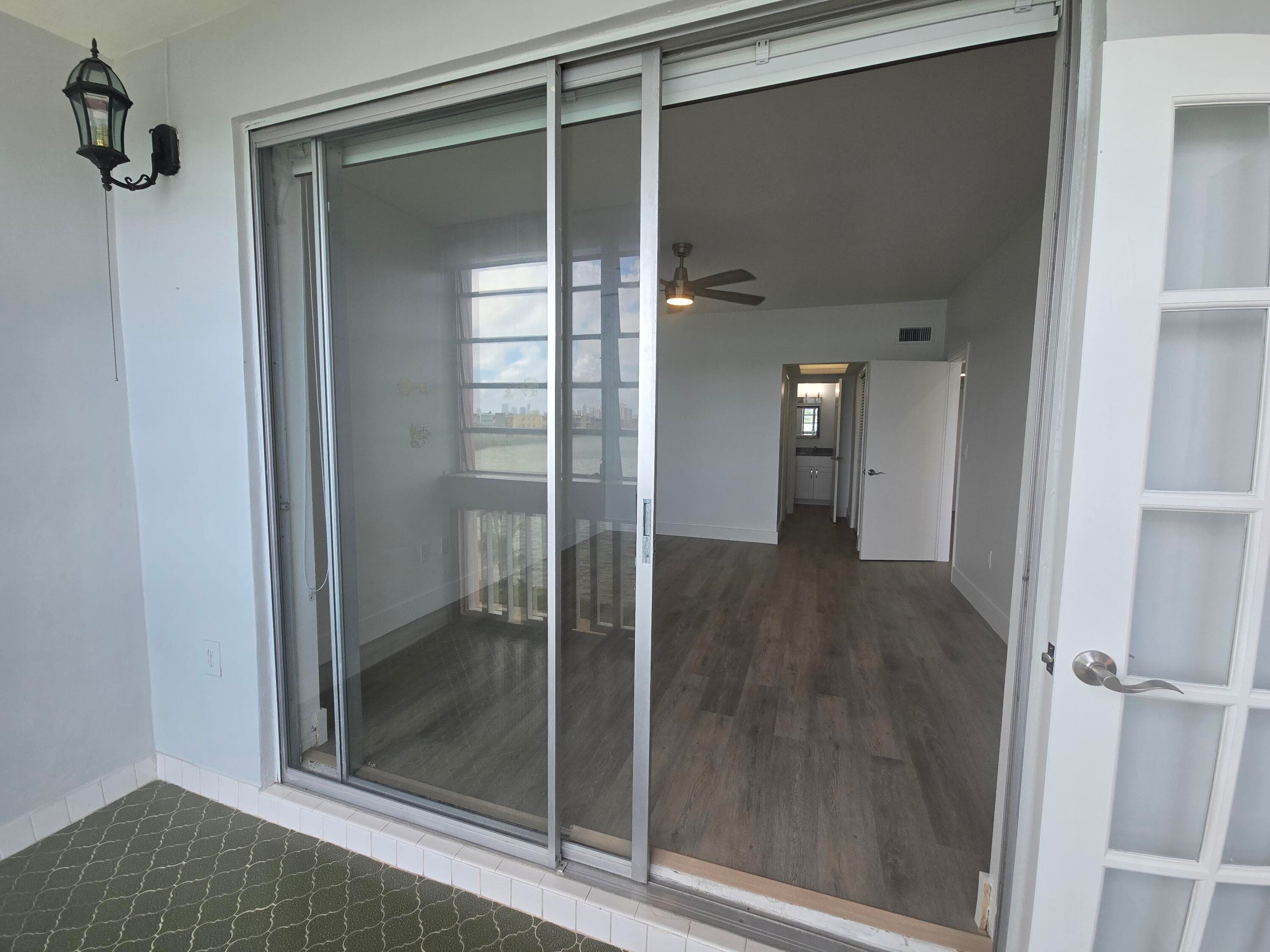 18555 NE 14th Avenue 709, Miami, FL 33179 — photo 32 of 48