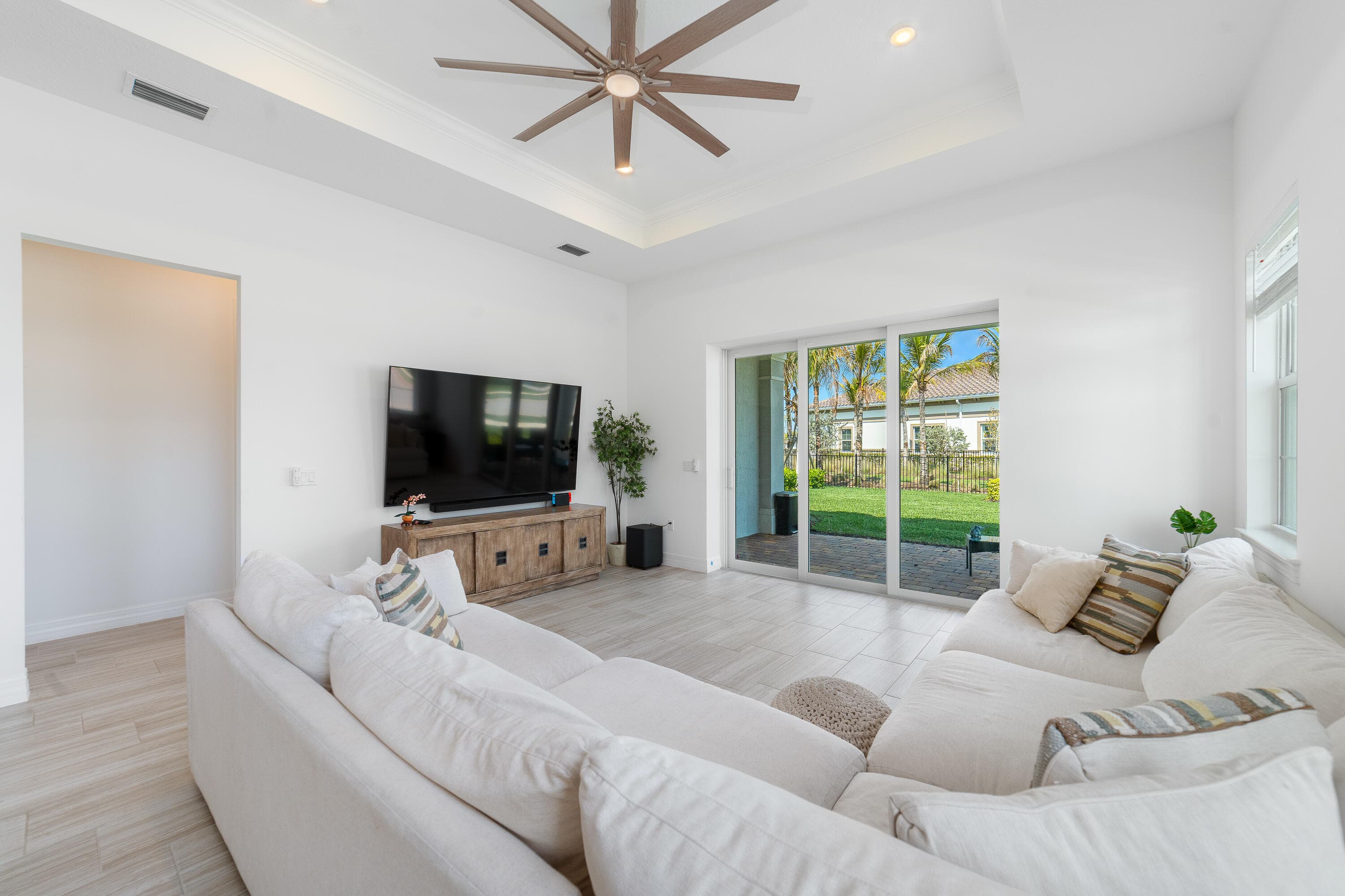12305 Frontline Lane, Palm Beach Gardens, FL 33412 — photo 10 of 39