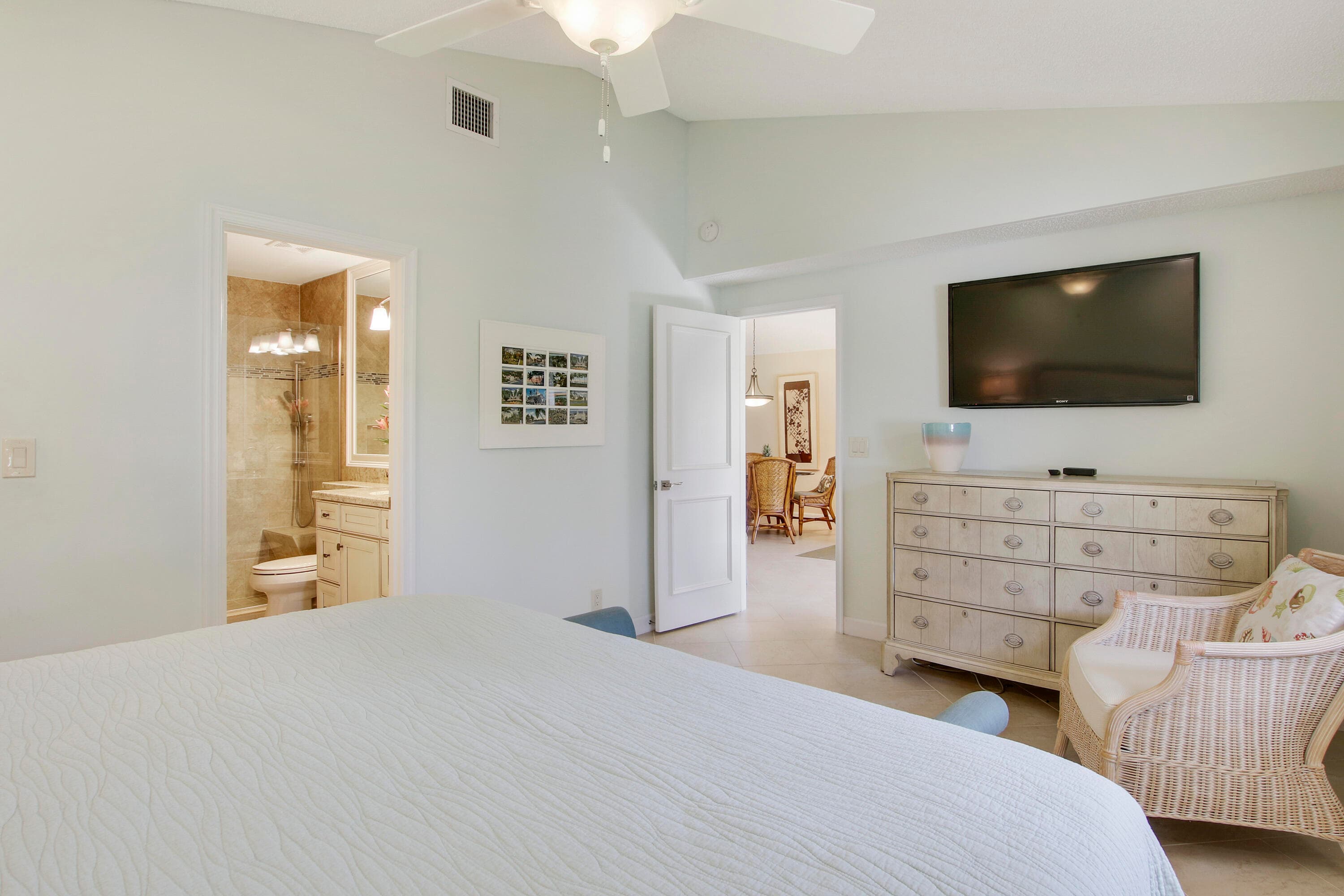 820 Club Drive, Palm Beach Gardens, FL 33418 — photo 14 of 23