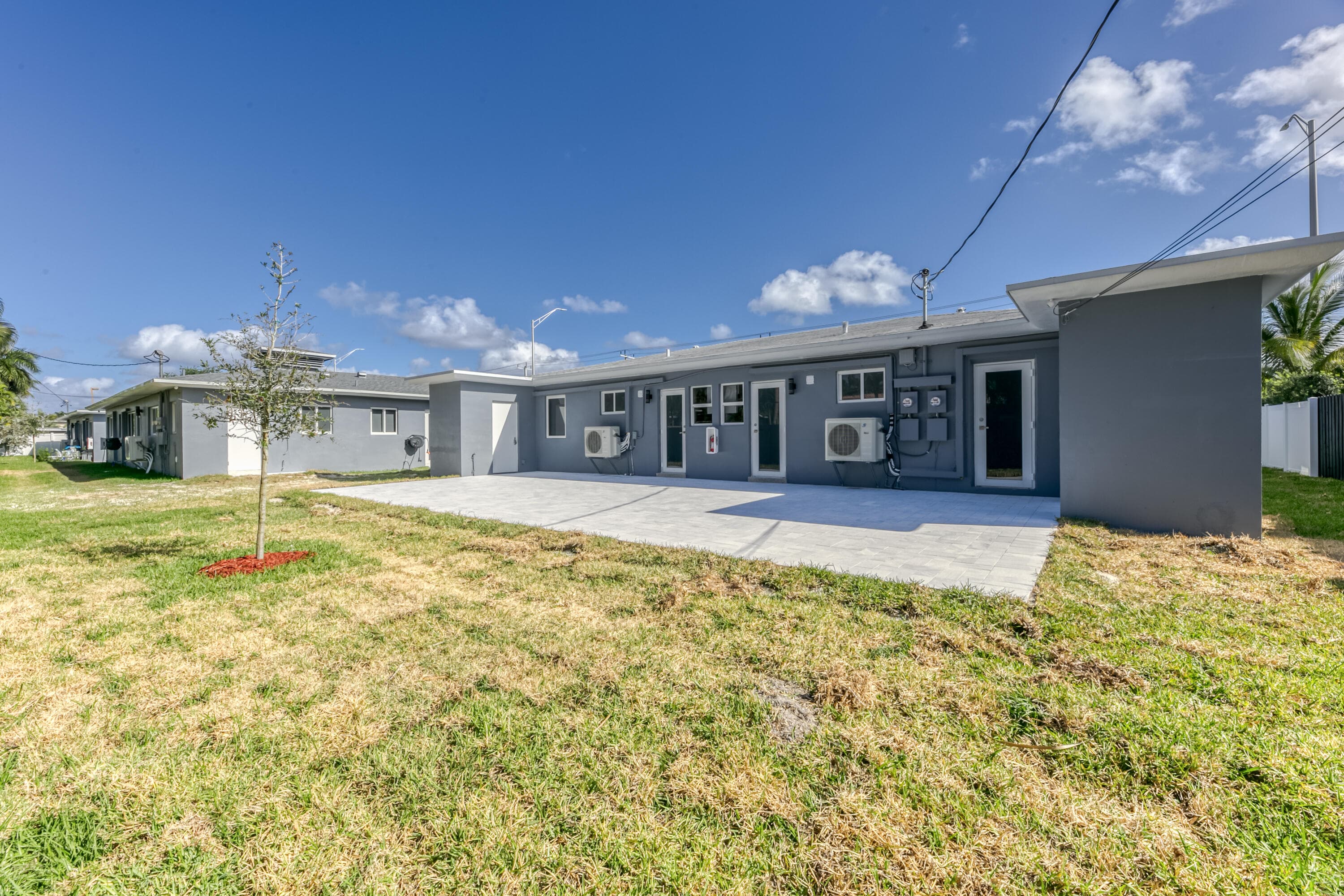 2017 NE 26th Street, Wilton Manors, FL 33305 — photo 42 of 43