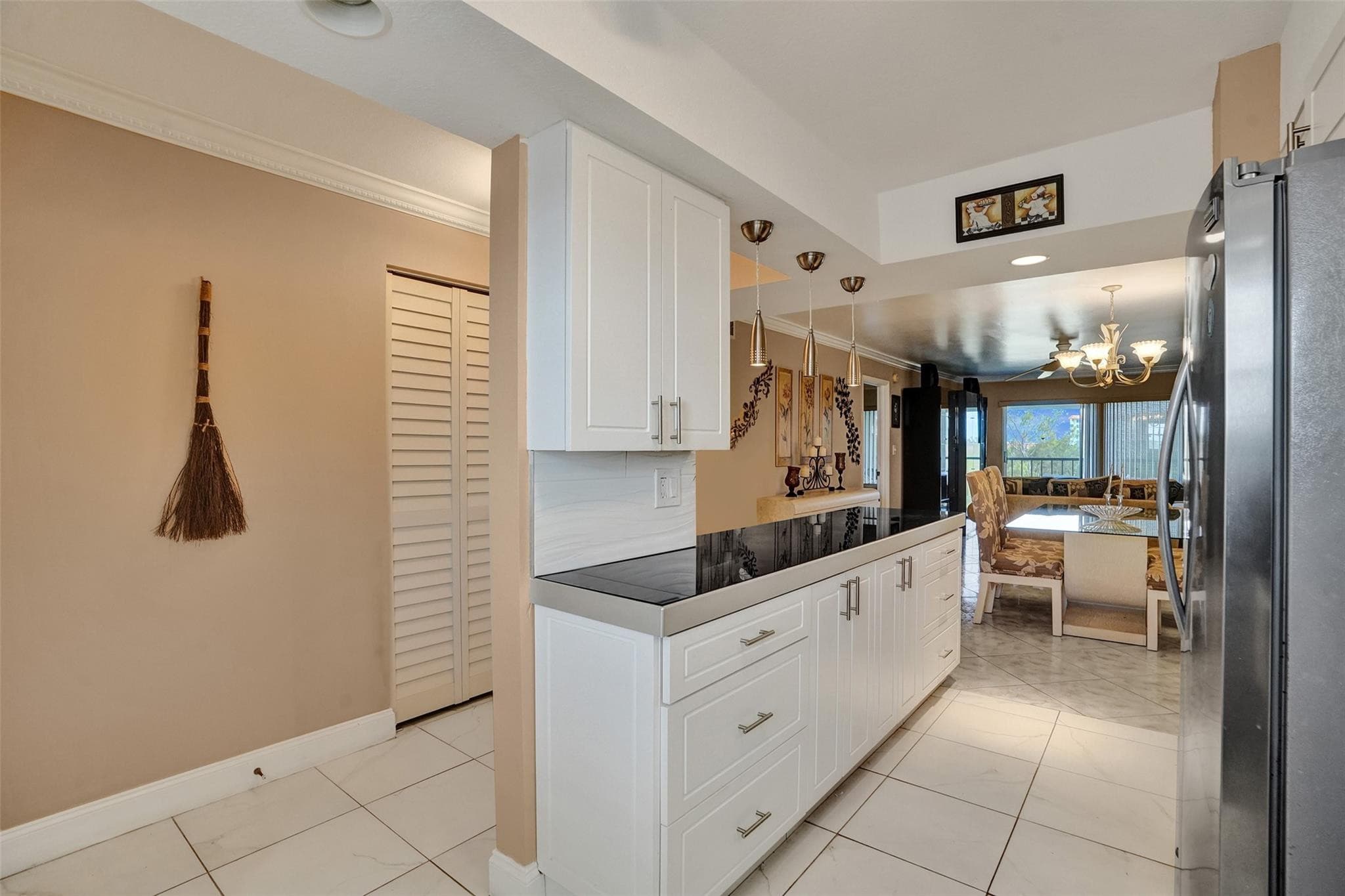 5860 NW 44th Street 603, Lauderhill, FL 33319 — photo 6 of 47