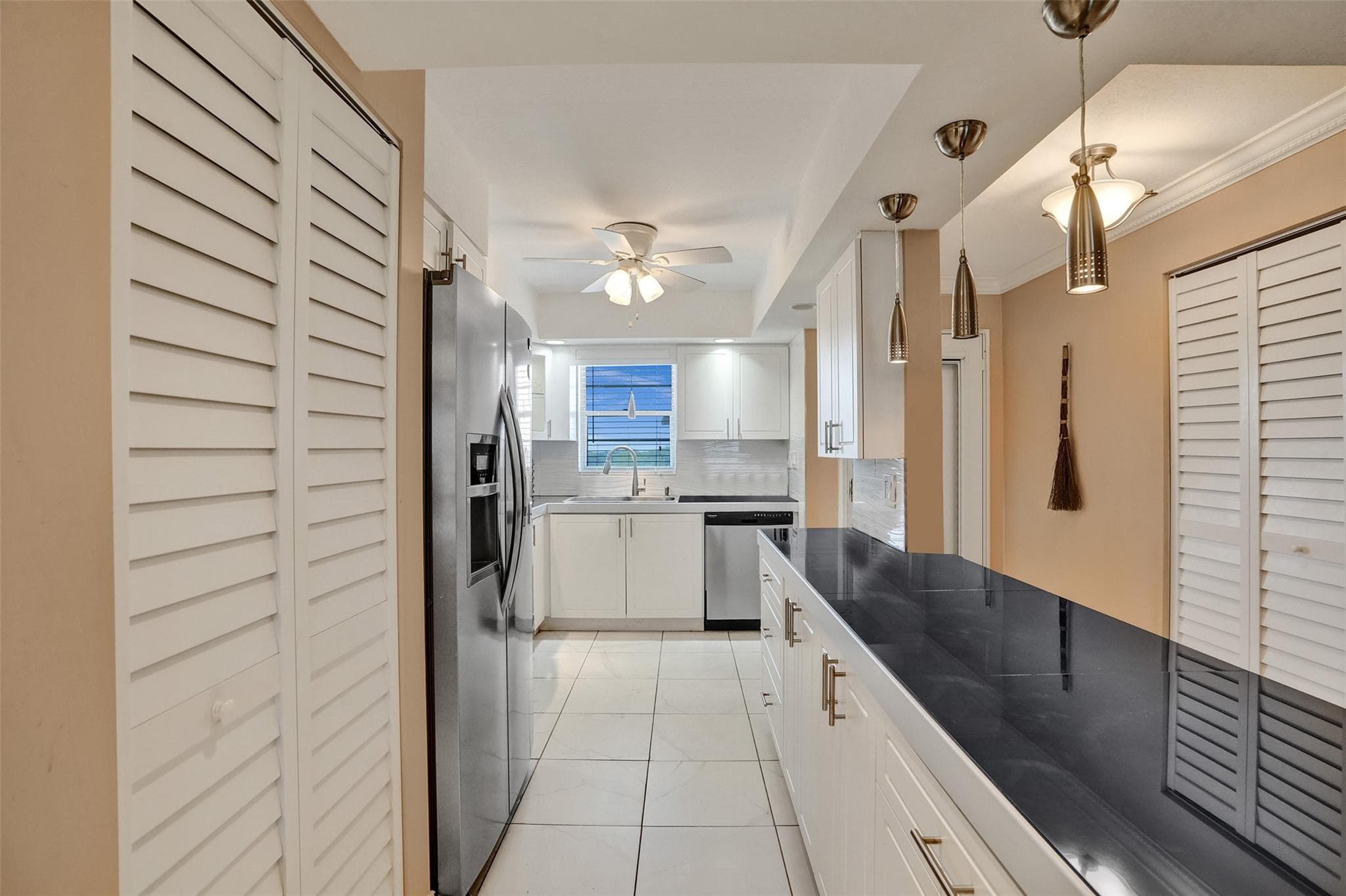 5860 NW 44th Street 603, Lauderhill, FL 33319 — photo 8 of 47