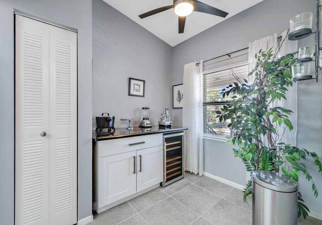 7915 Willow Spring Drive 1223, Lake Worth, FL 33467 — photo 12 of 29