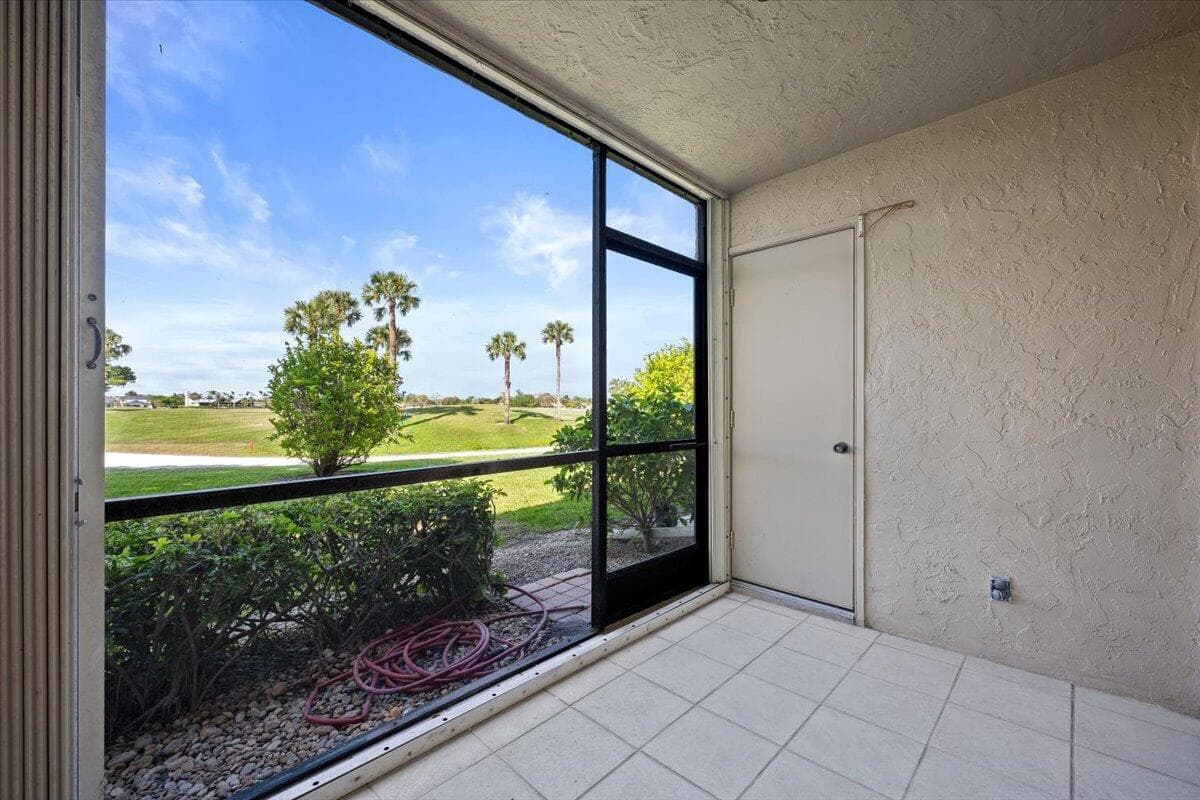 13369 Touchstone Place 101, Palm Beach Gardens, FL 33418 — photo 18 of 21