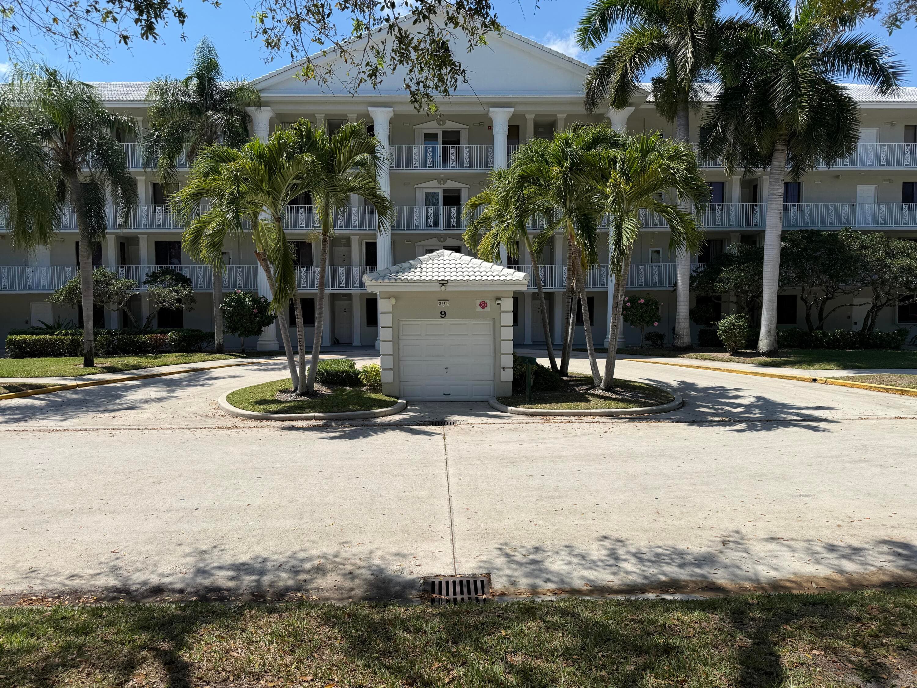 2761 Village Boulevard 305, West Palm Beach, FL 33409 — photo 1 of 31