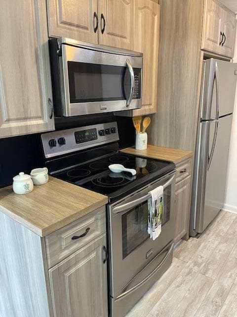 2075 Cornwall D 2075, Boca Raton, FL 33434 — photo 10 of 32