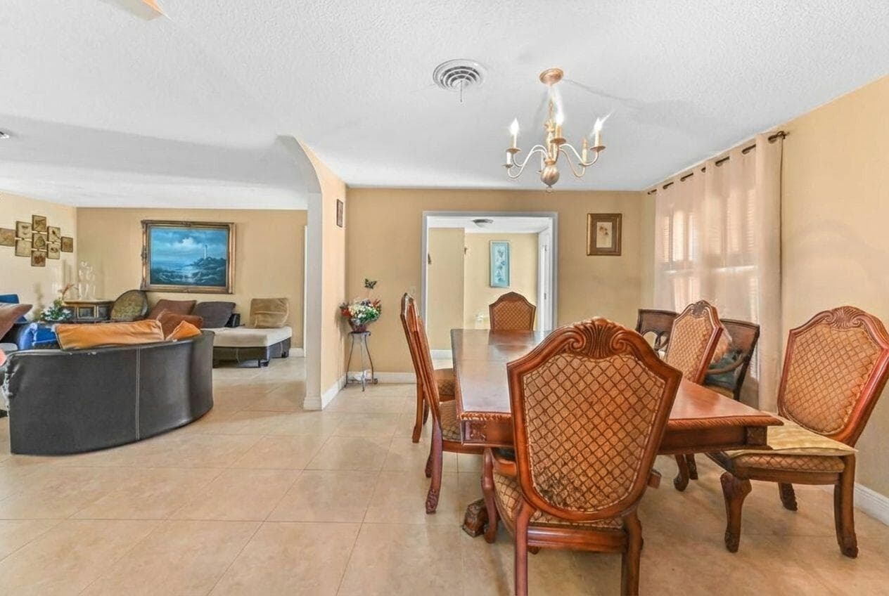 315 SW 12th Avenue, Boynton Beach, FL 33435 — photo 6 of 26