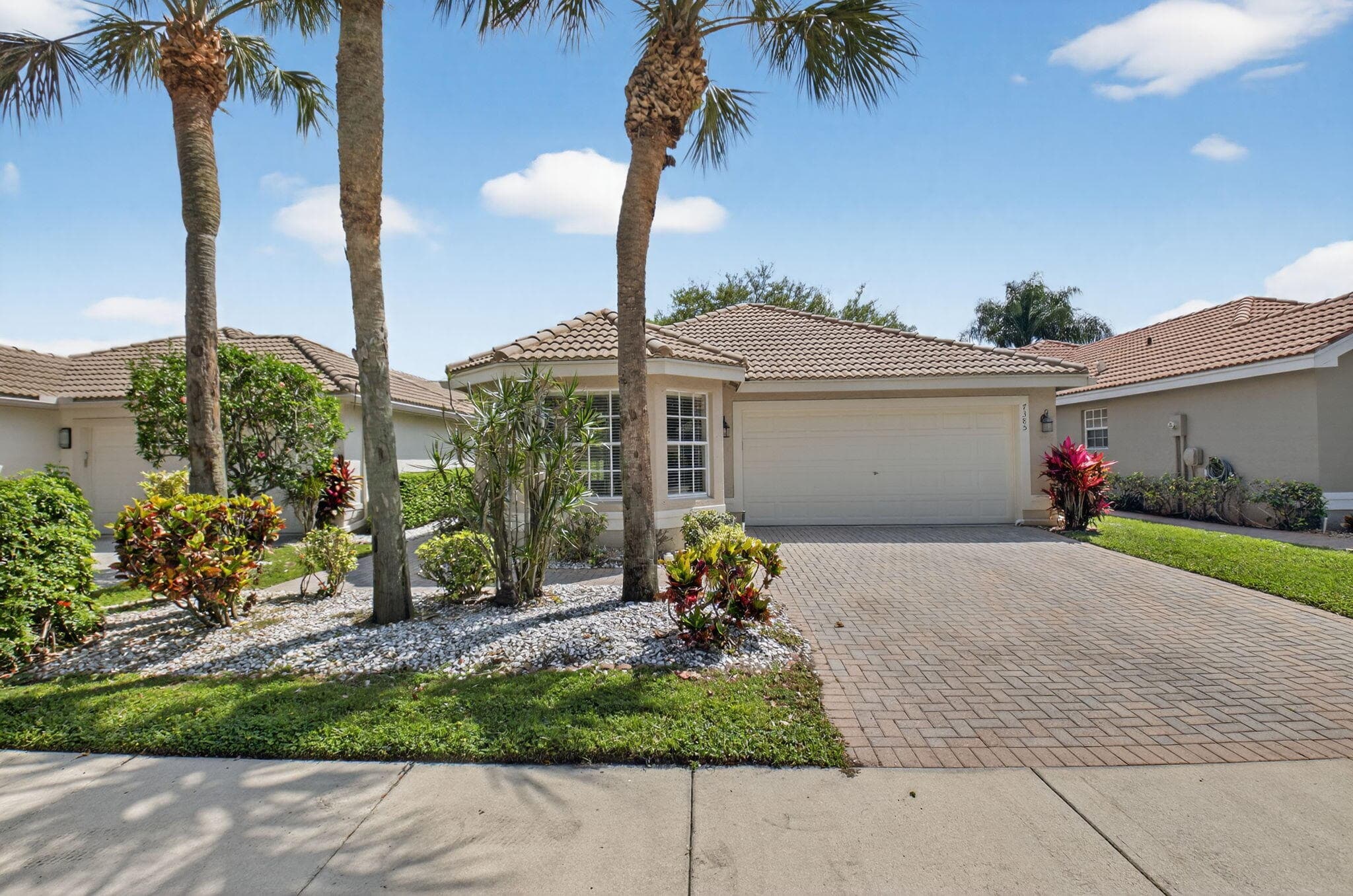 7385 W Mercada Way, Delray Beach, FL 33446 — photo 1 of 120