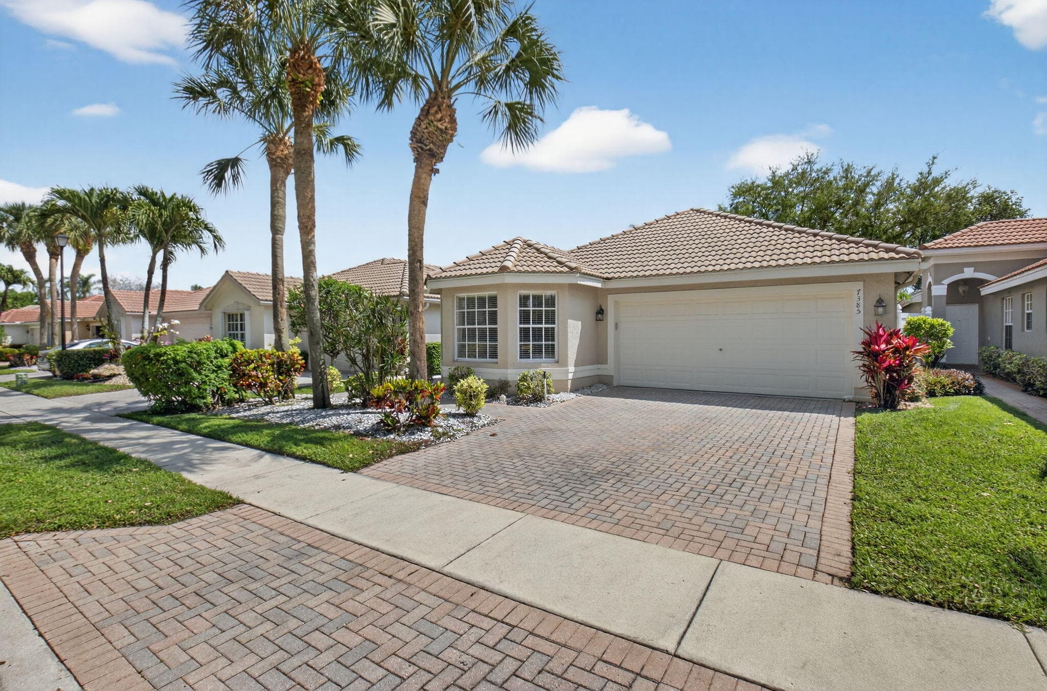 7385 W Mercada Way, Delray Beach, FL 33446 — photo 2 of 120