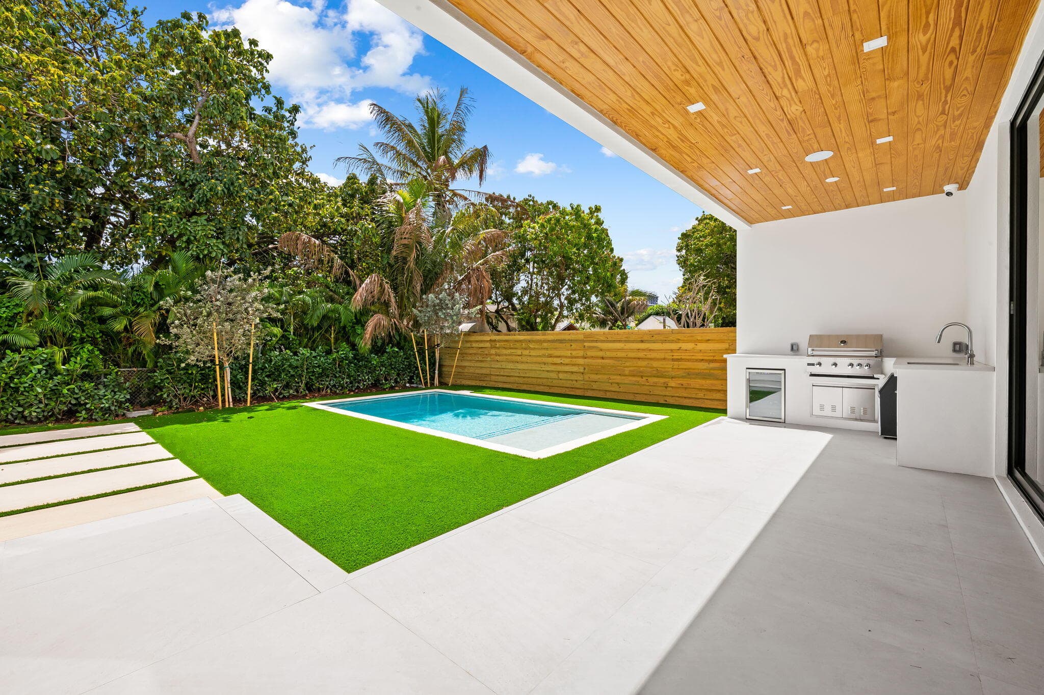2324 SW 26th Street, Miami, FL 33133 — photo 38 of 45