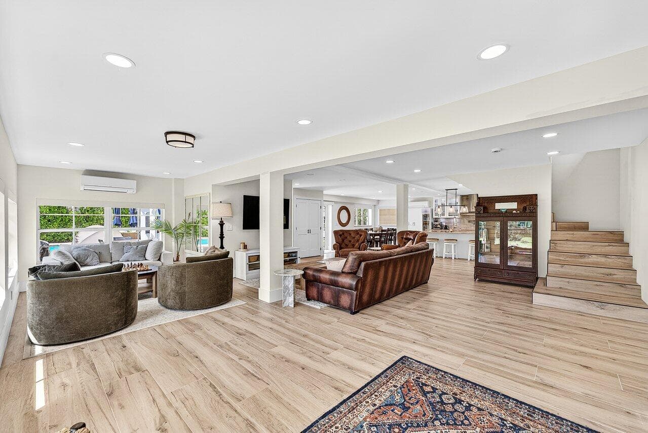 321 SW 1st Avenue, Boynton Beach, FL 33435 — photo 5 of 36