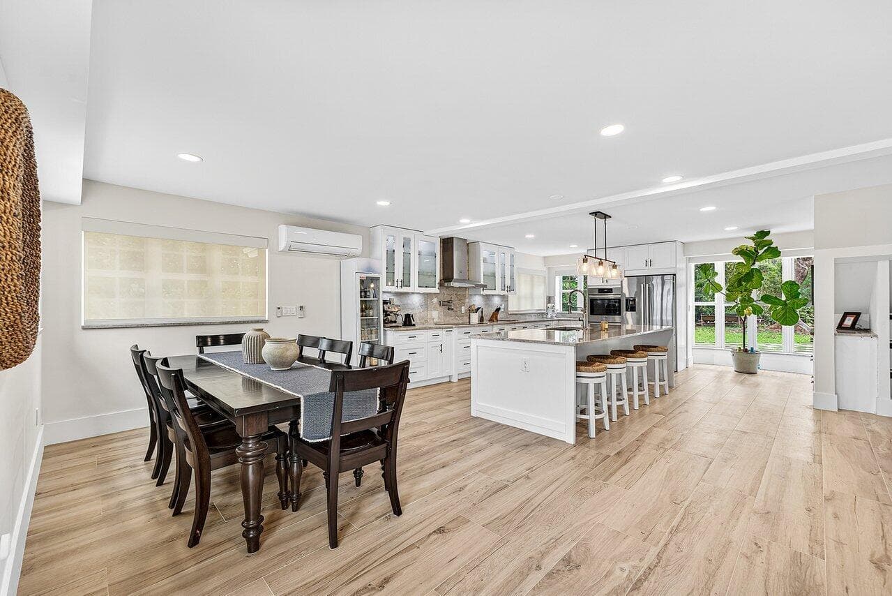 321 SW 1st Avenue, Boynton Beach, FL 33435 — photo 9 of 36