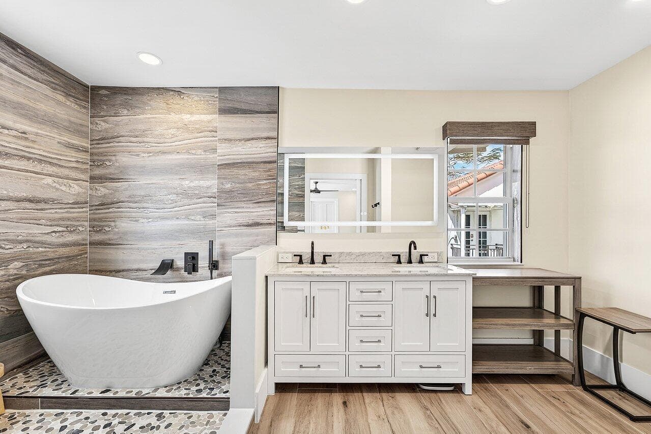 321 SW 1st Avenue, Boynton Beach, FL 33435 — photo 14 of 36
