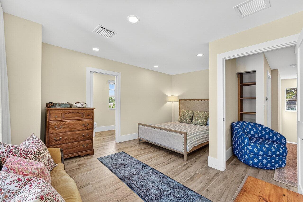 321 SW 1st Avenue, Boynton Beach, FL 33435 — photo 17 of 36